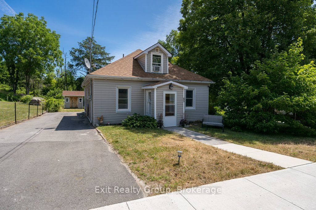45 Mcclellan Street Property Photo 2