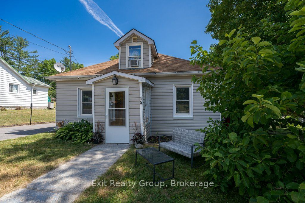 45 Mcclellan Street Property Photo 3