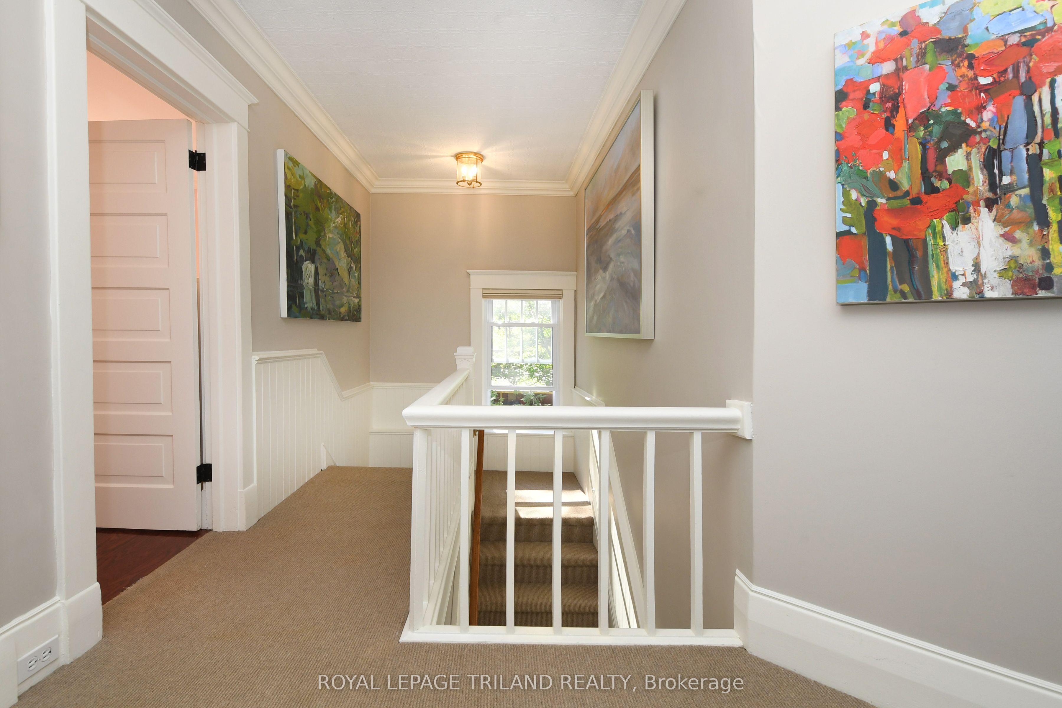 12 Victoria Street Property Photo 16