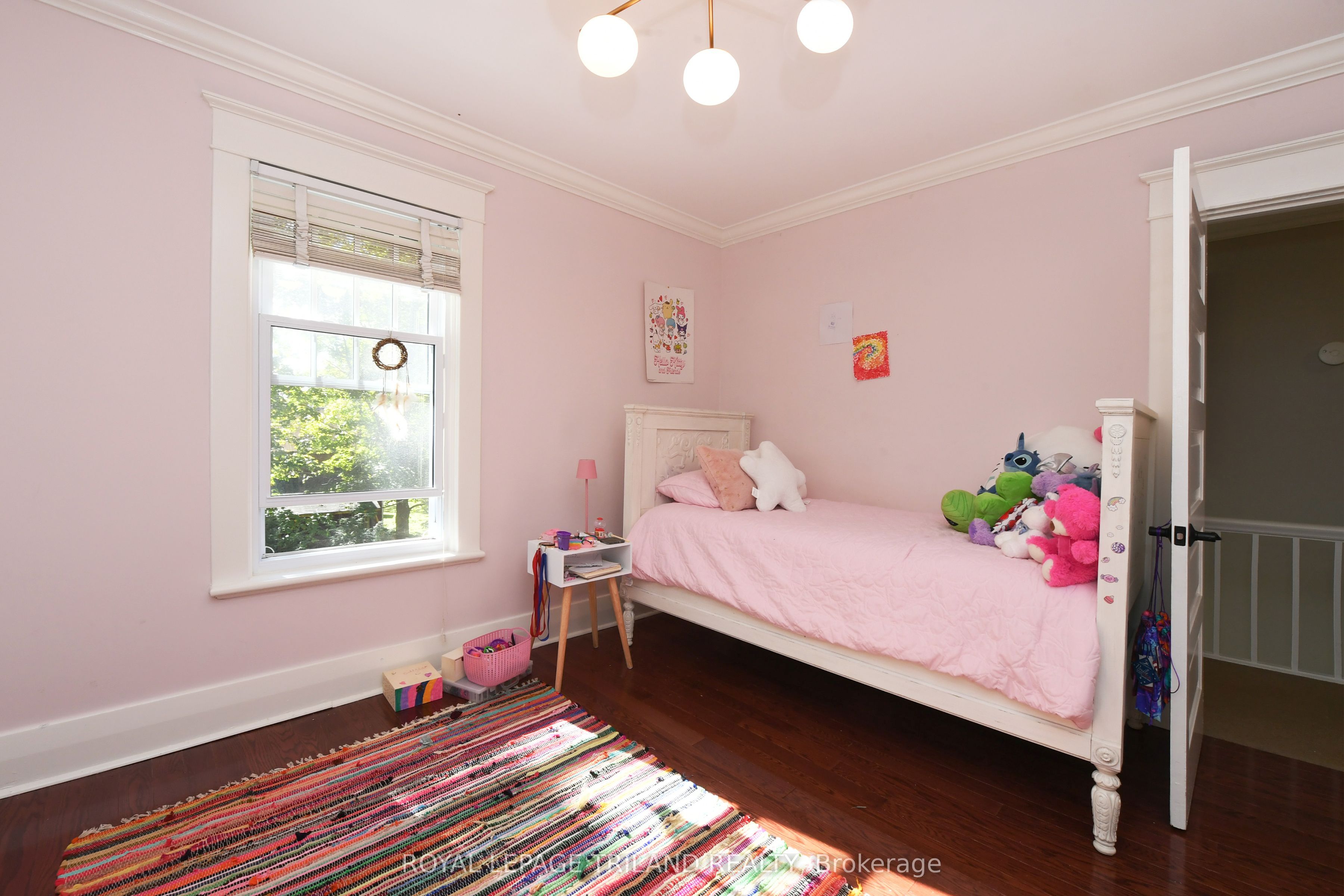 12 Victoria Street Property Photo 17