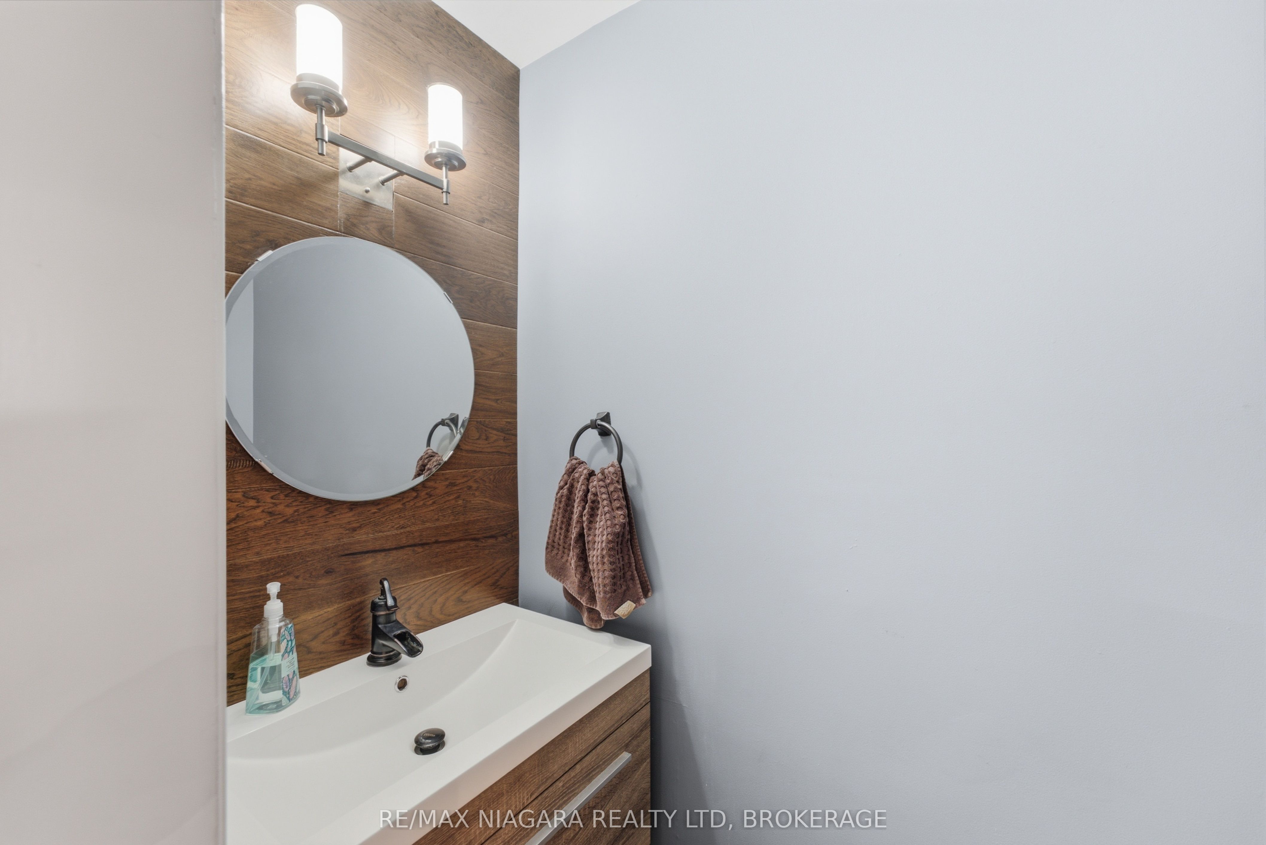 9 Beechnut Court Property Photo 17