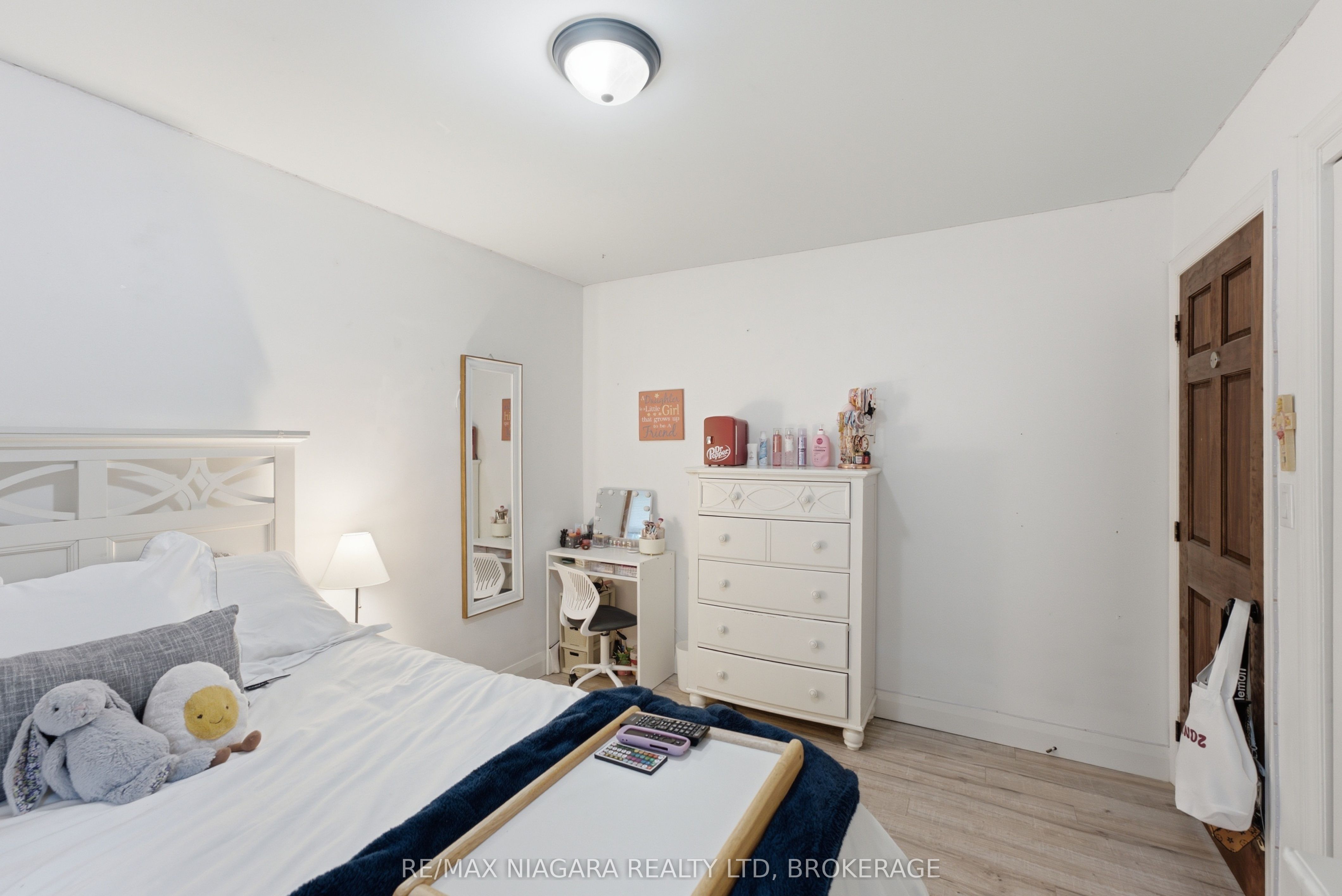 9 Beechnut Court Property Photo 25