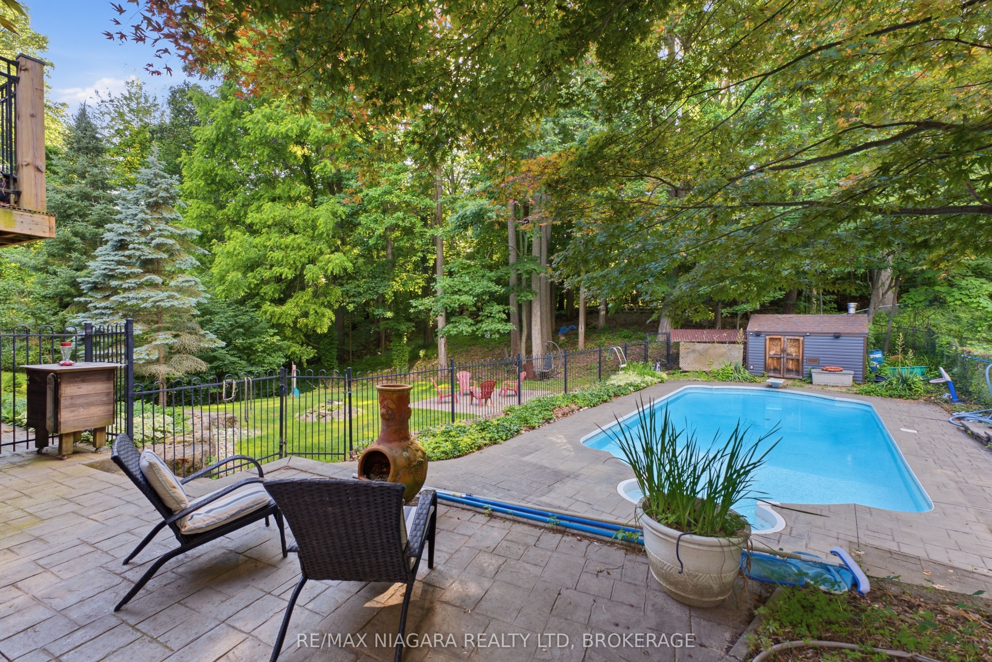 9 Beechnut Court Property Photo 37