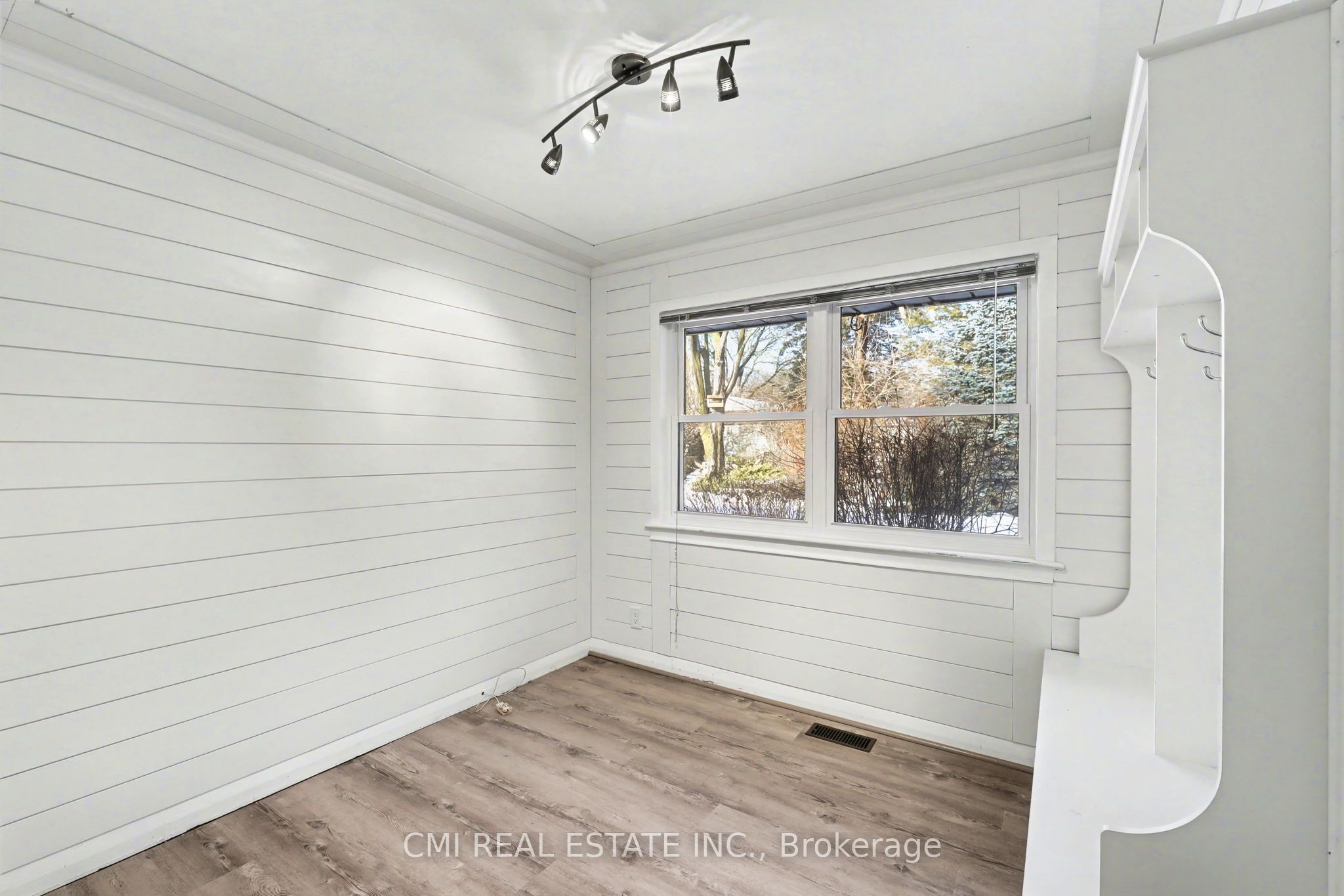 645 Riverside Drive Property Photo 13