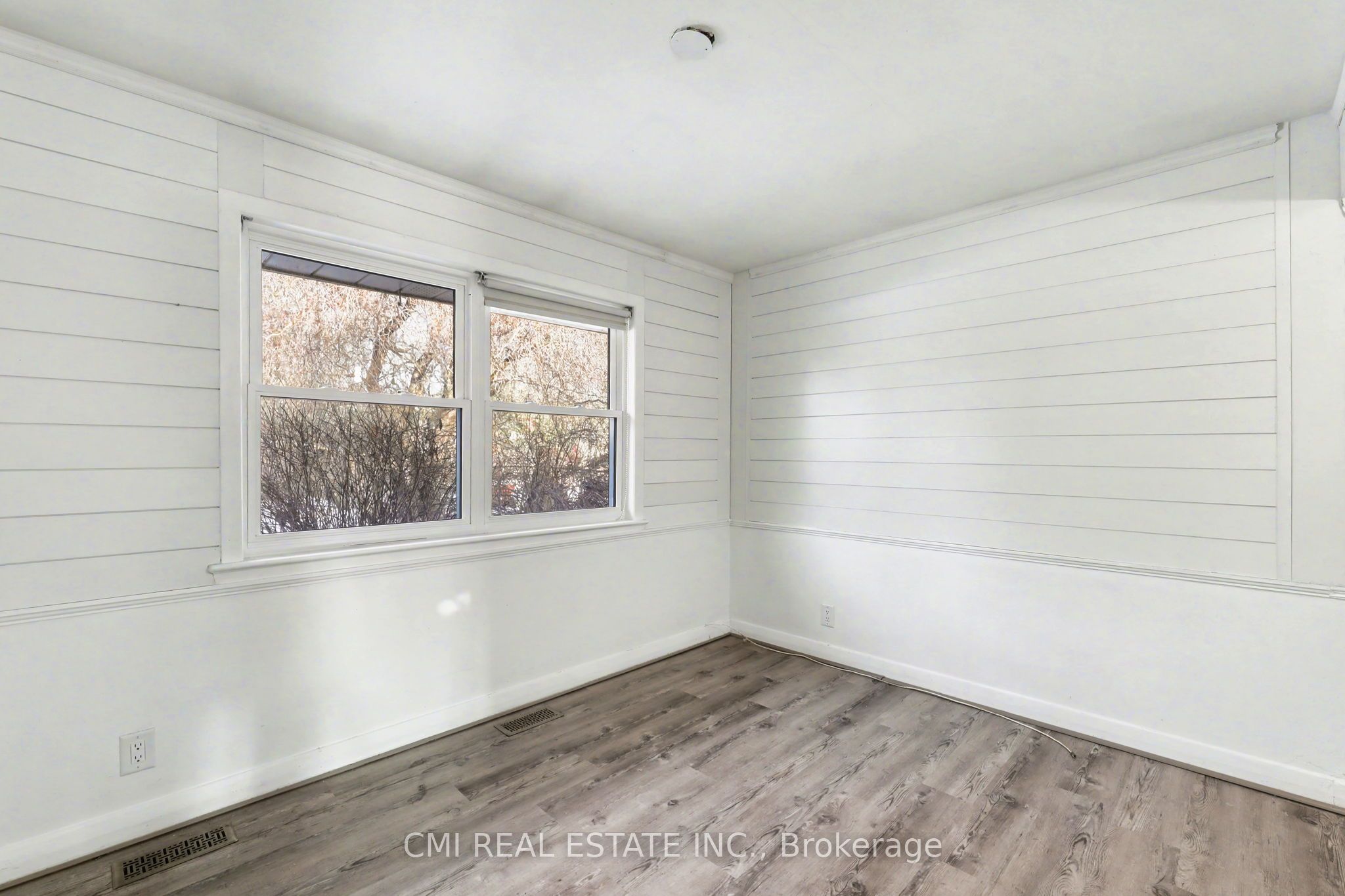 645 Riverside Drive Property Photo 15