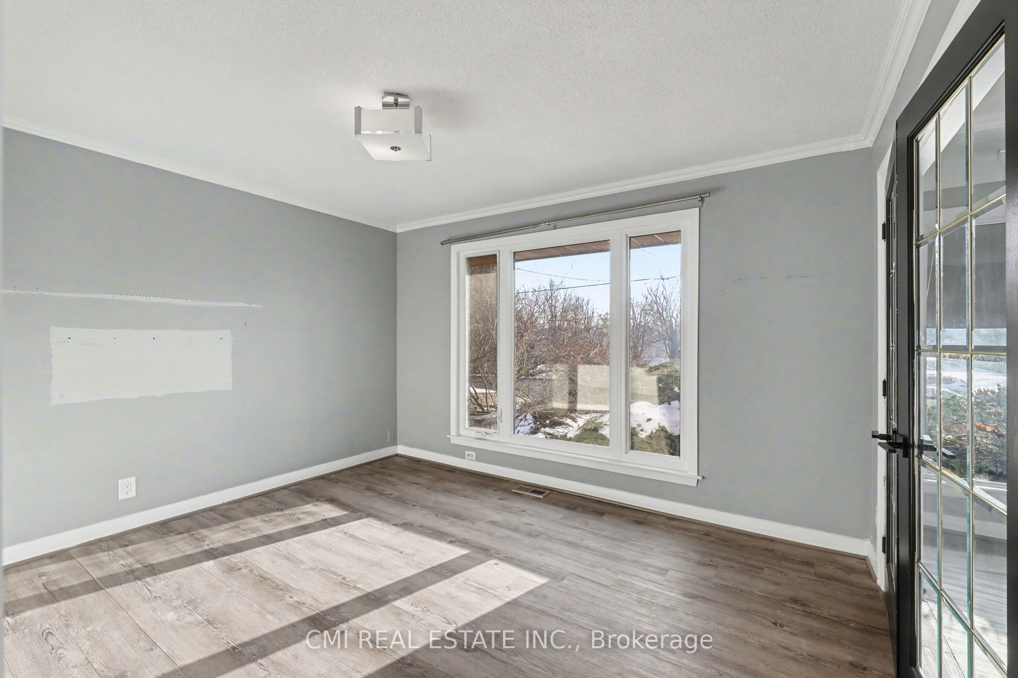 645 Riverside Drive Property Photo 18