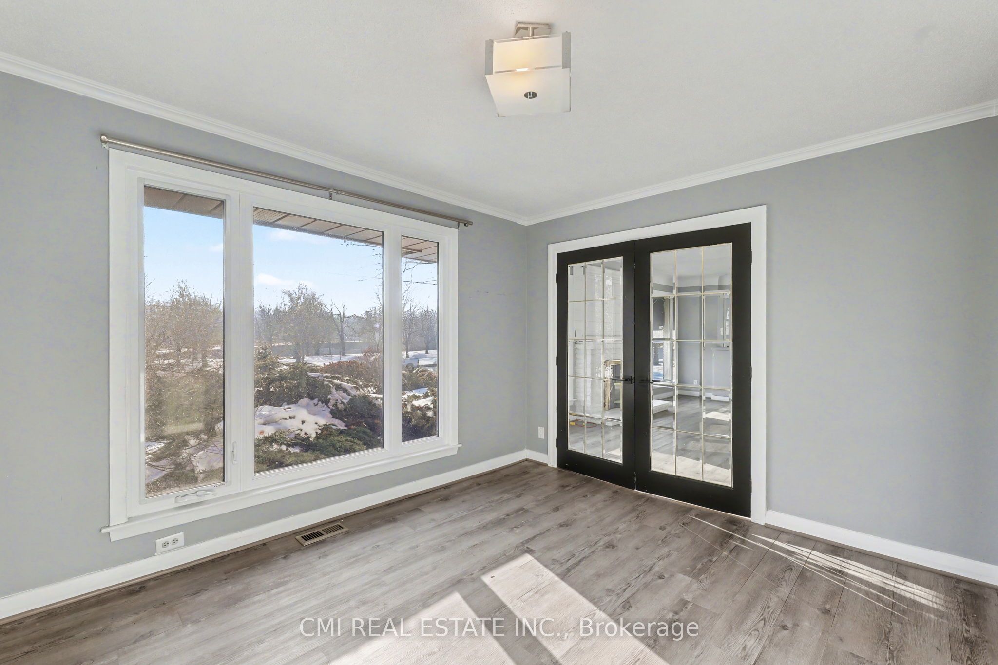 645 Riverside Drive Property Photo 20