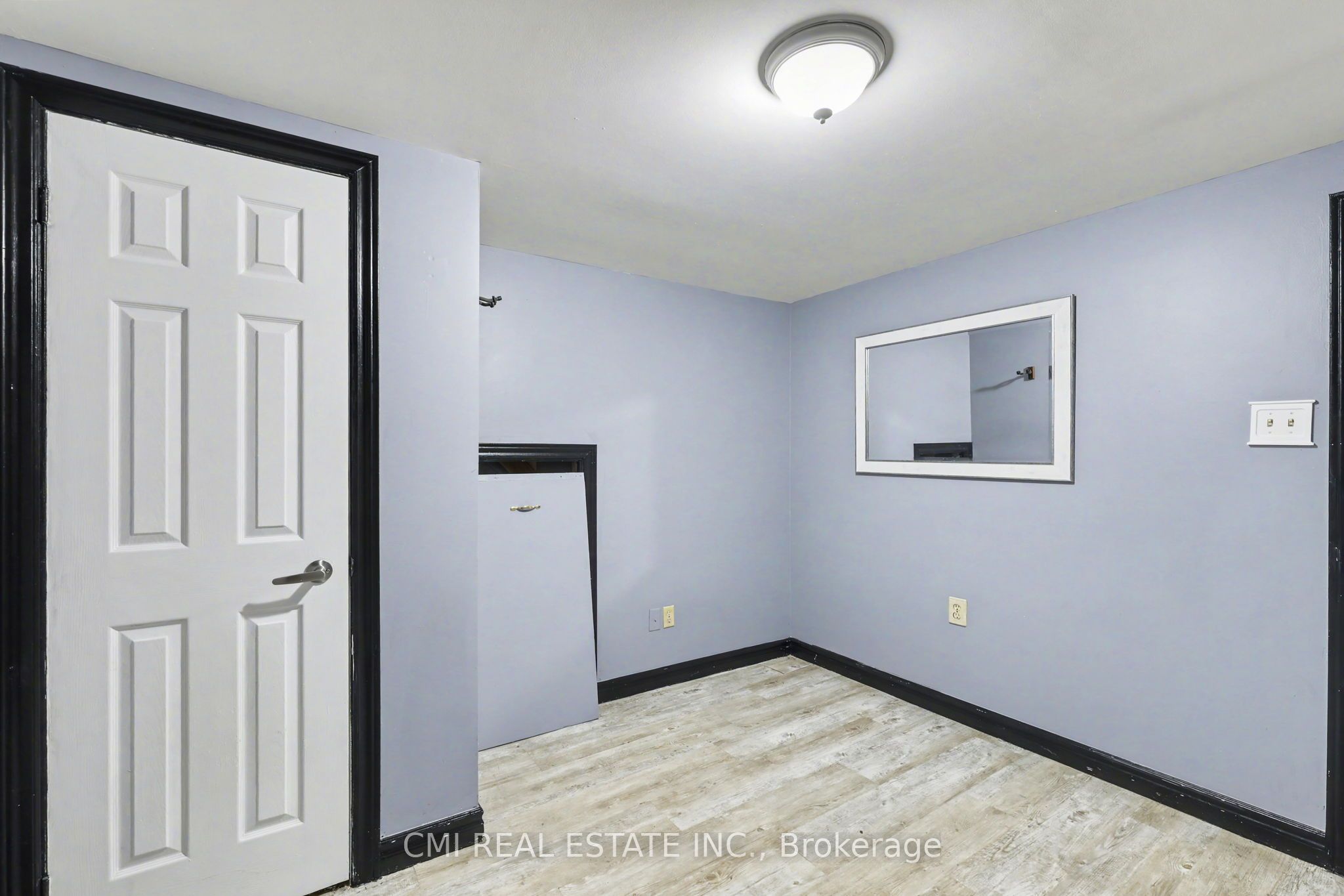 645 Riverside Drive Property Photo 22