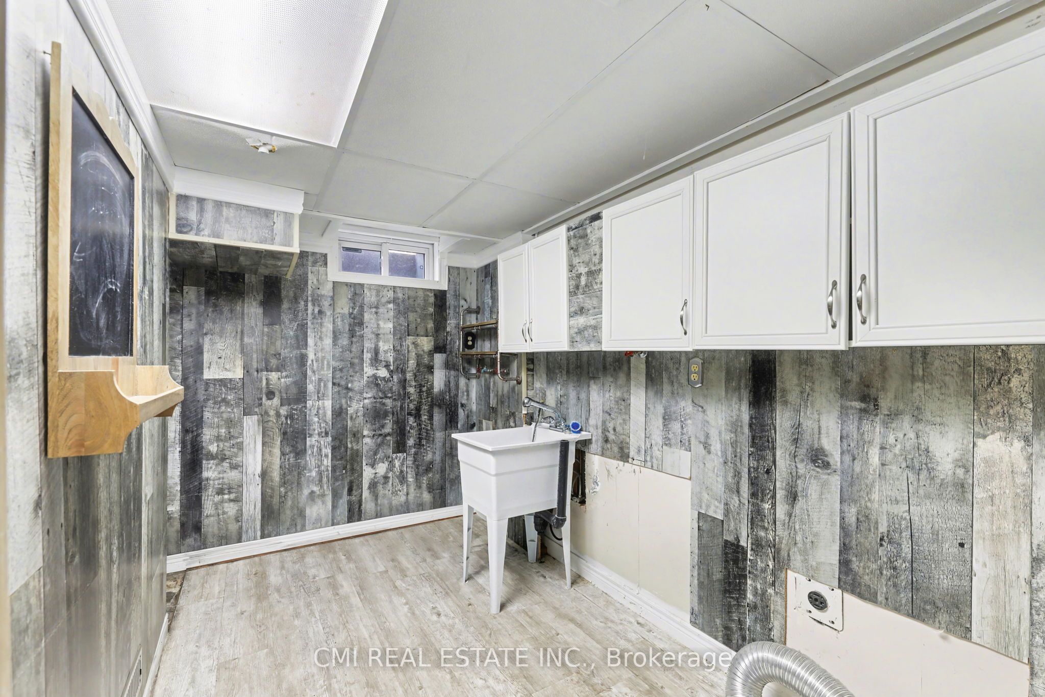 645 Riverside Drive Property Photo 29