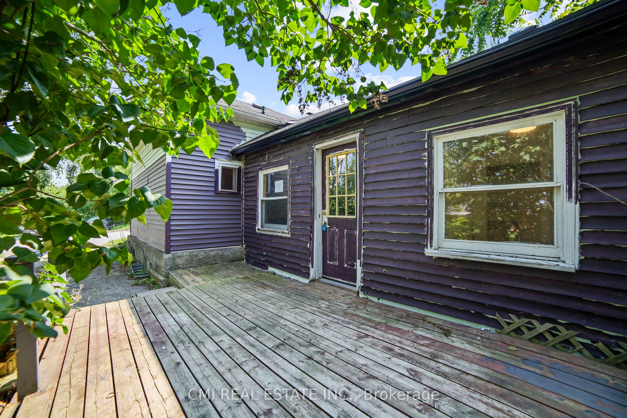 120 Second Avenue E Property Photo 23