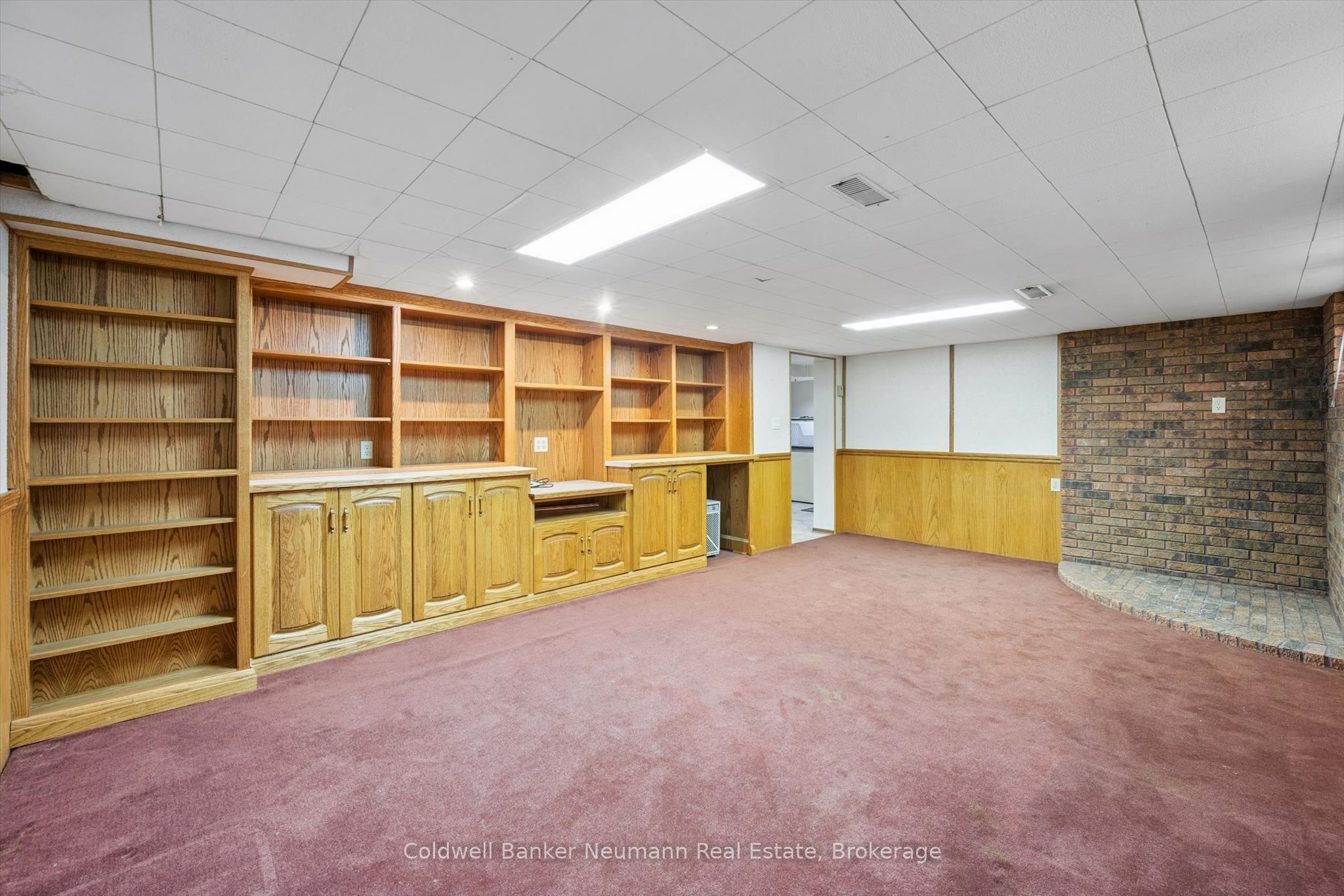 195 Victoria Road N Property Photo 30