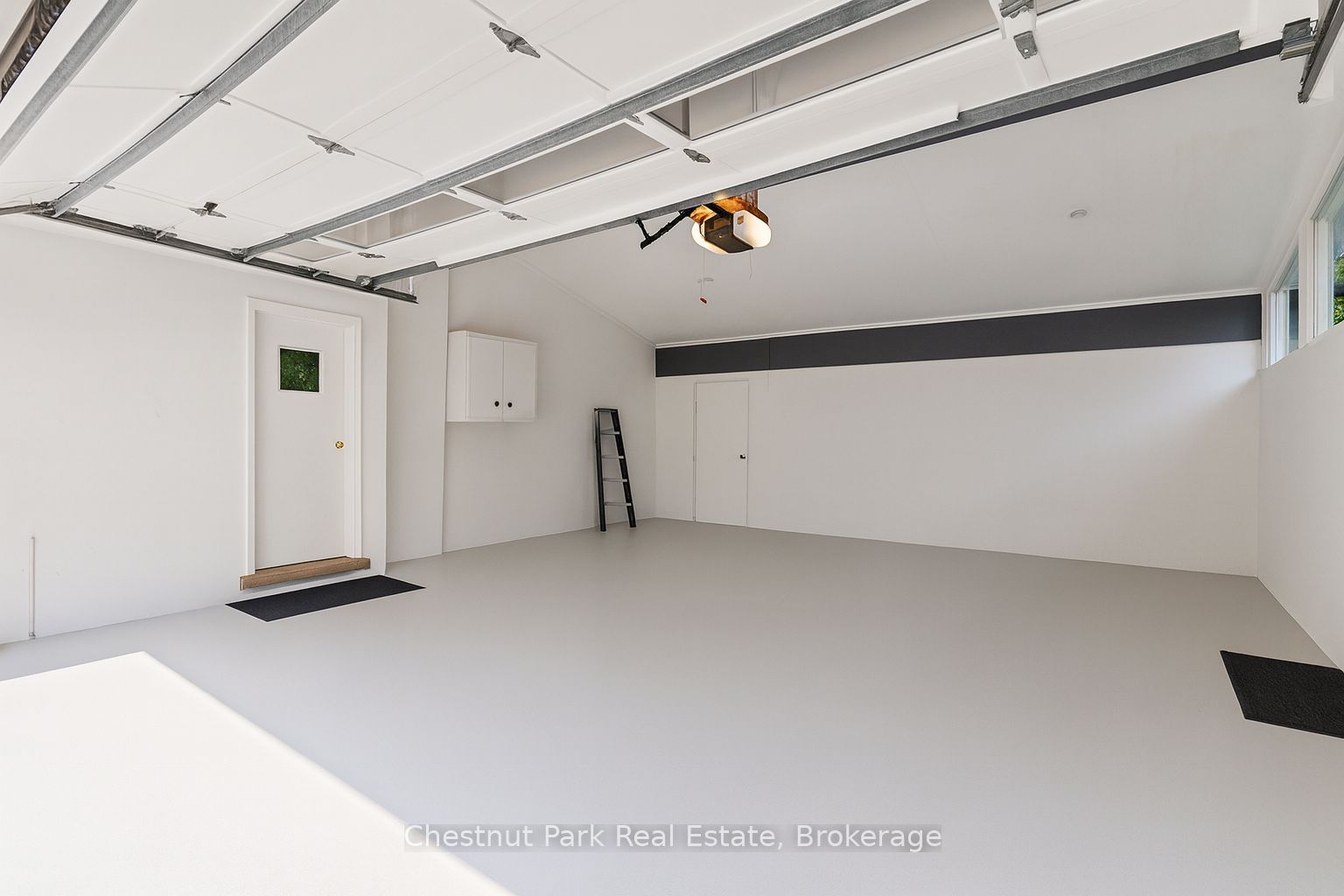403123 Grey 4 Road Property Photo 38