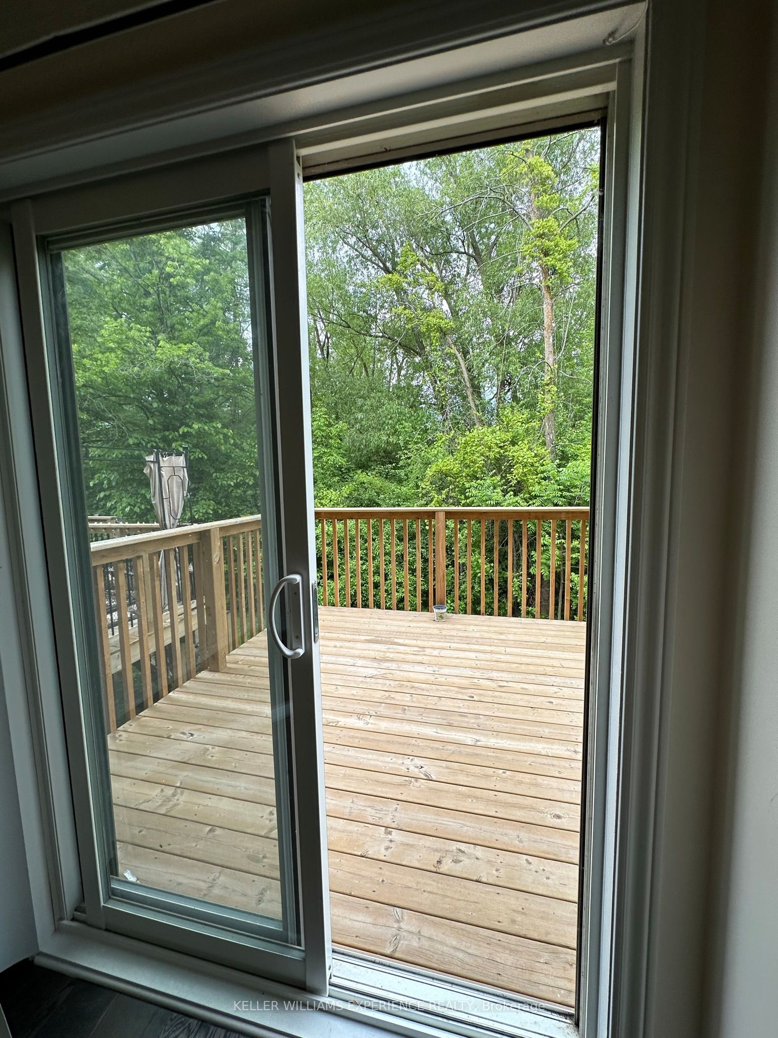 121 Rosie Street Property Photo 8