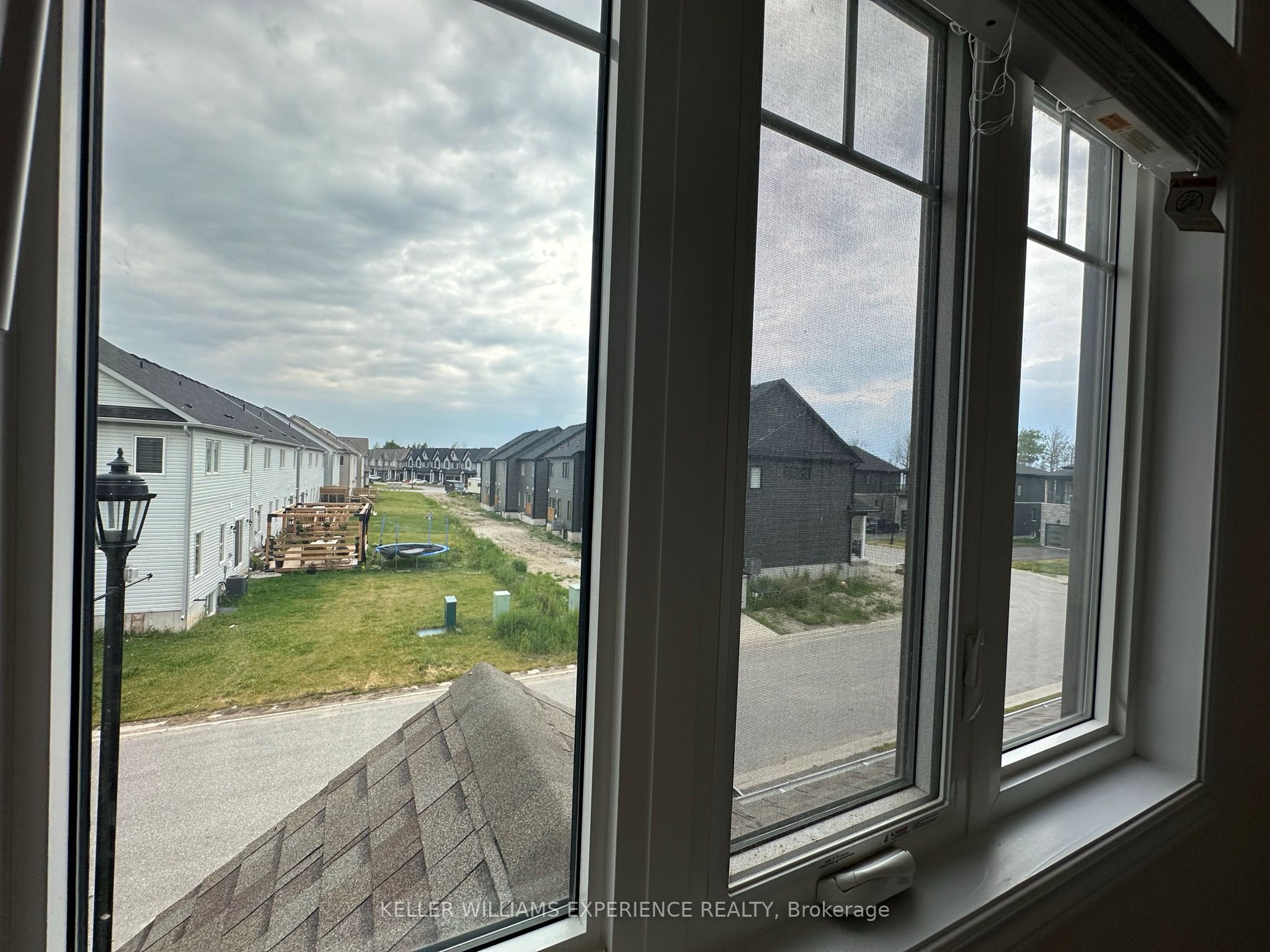 121 Rosie Street Property Photo 25