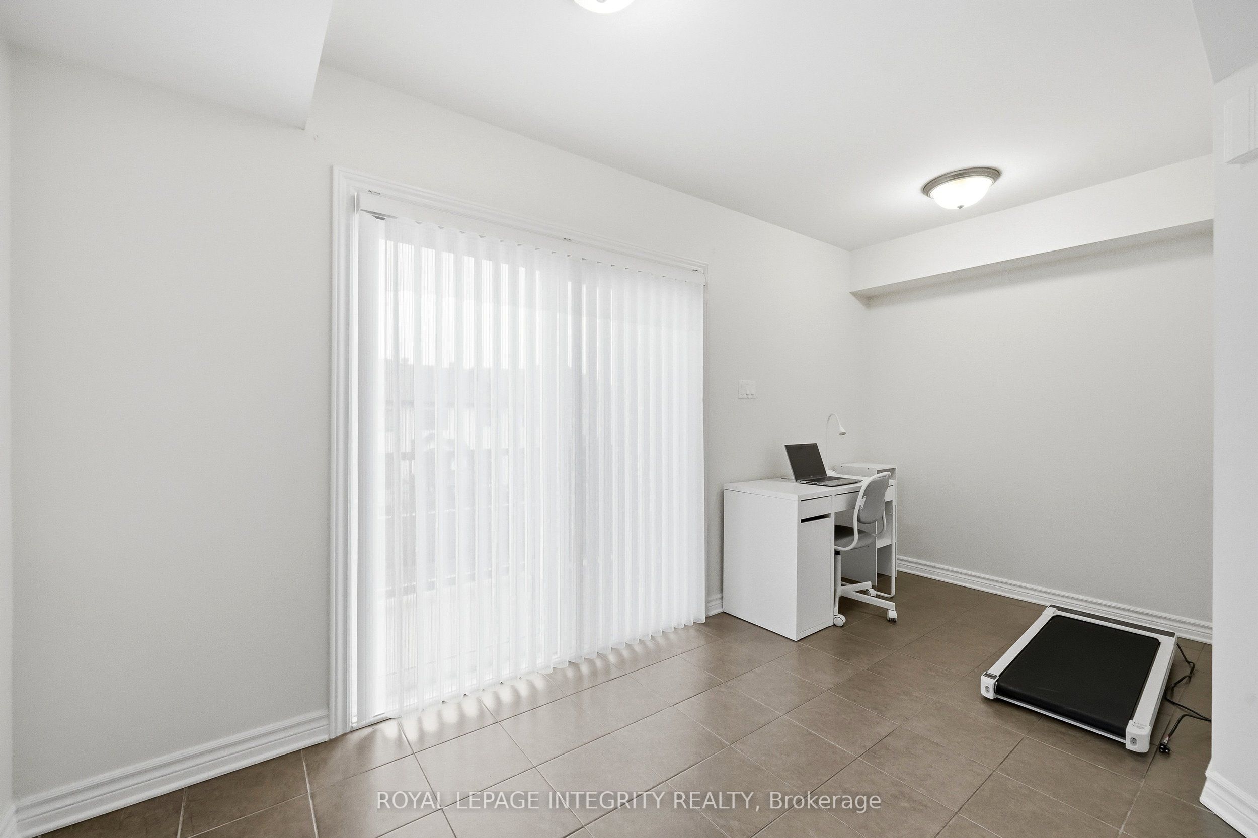 2341 Esprit Drive Property Photo 10