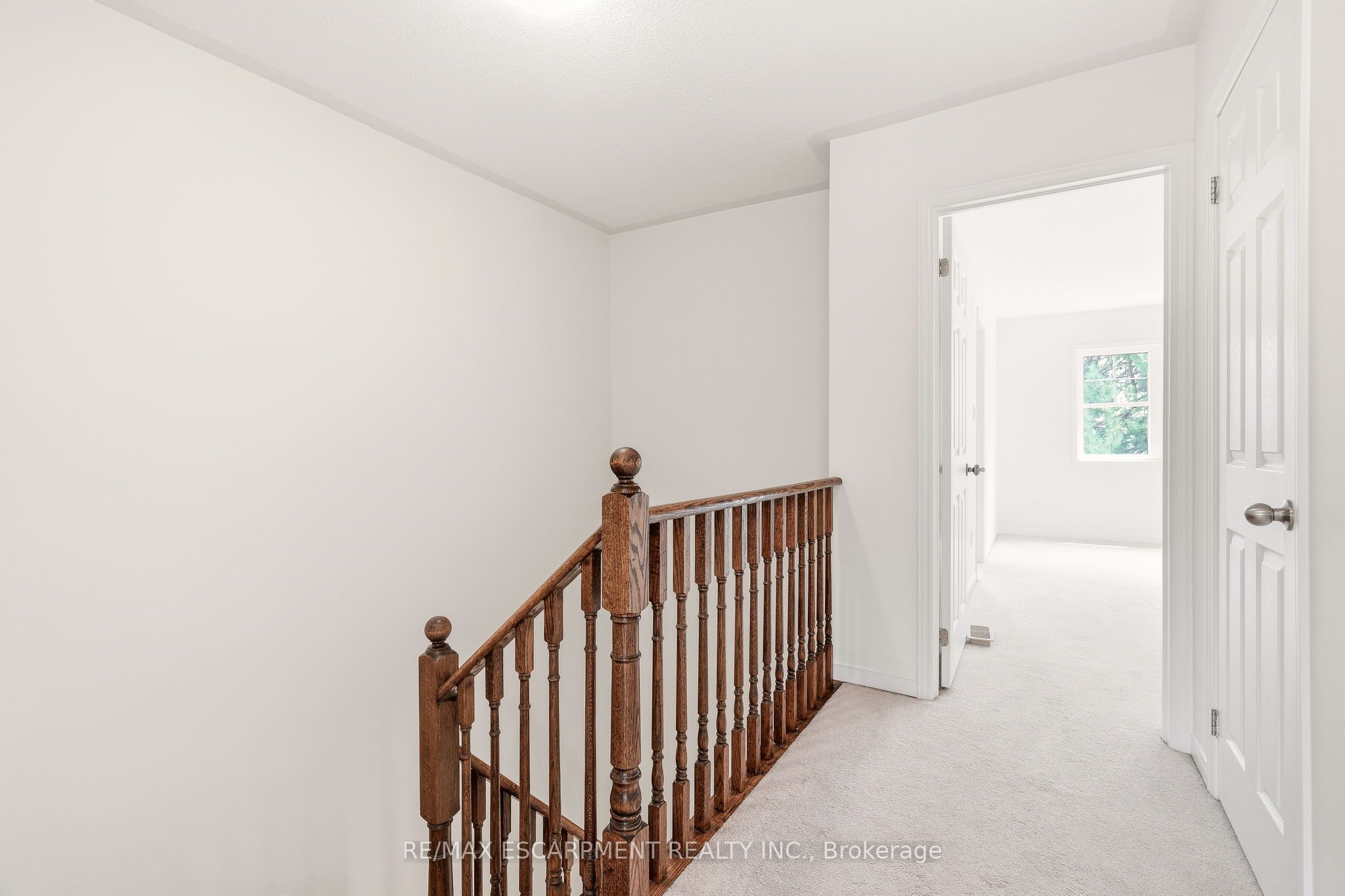 215 Nisbet Boulevard Property Photo 24