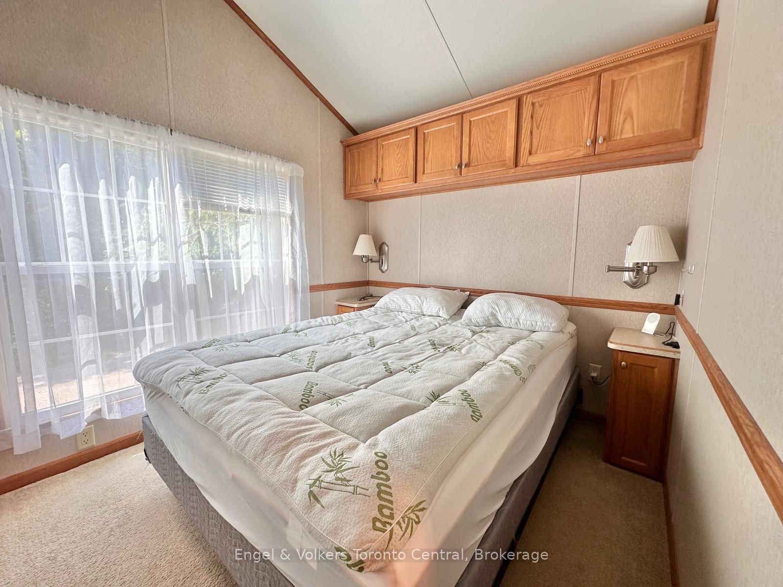 7489 Sideroad 5 E T113 Property Photo 20