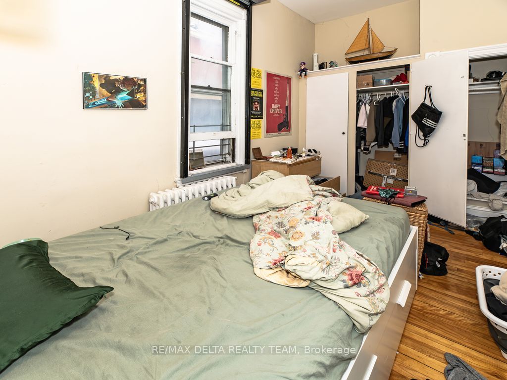 290-292 Daly Avenue Property Photo 6