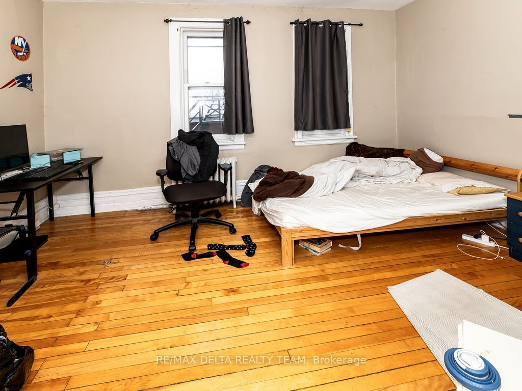 290-292 Daly Avenue Property Photo 20