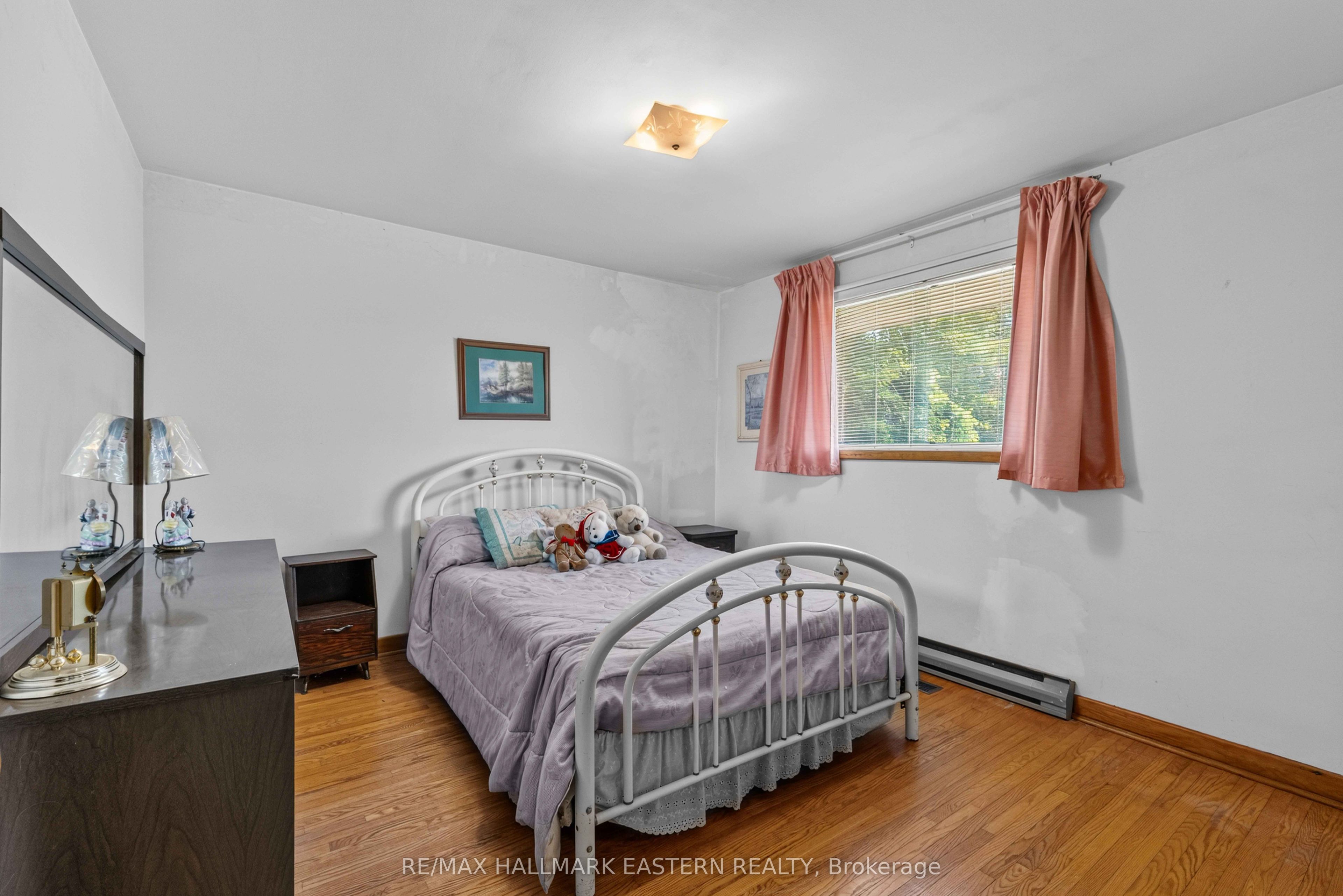 921 Robinson Road Property Photo 11