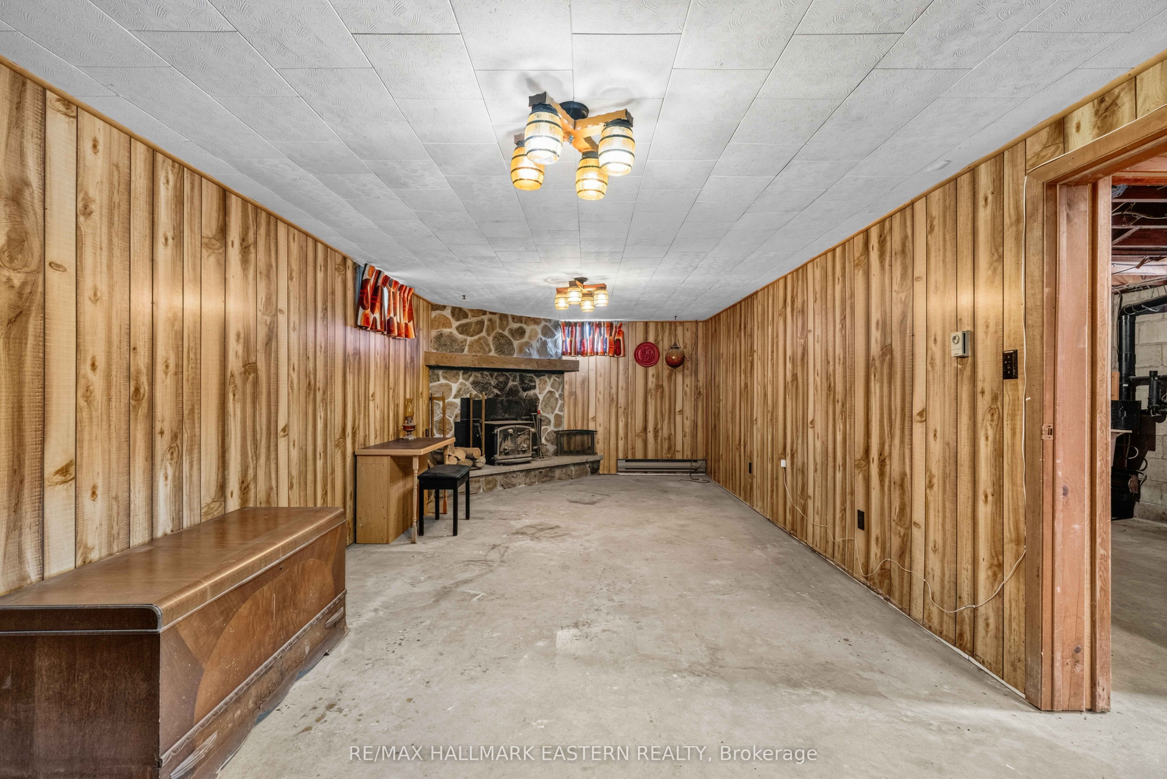 921 Robinson Road Property Photo 17