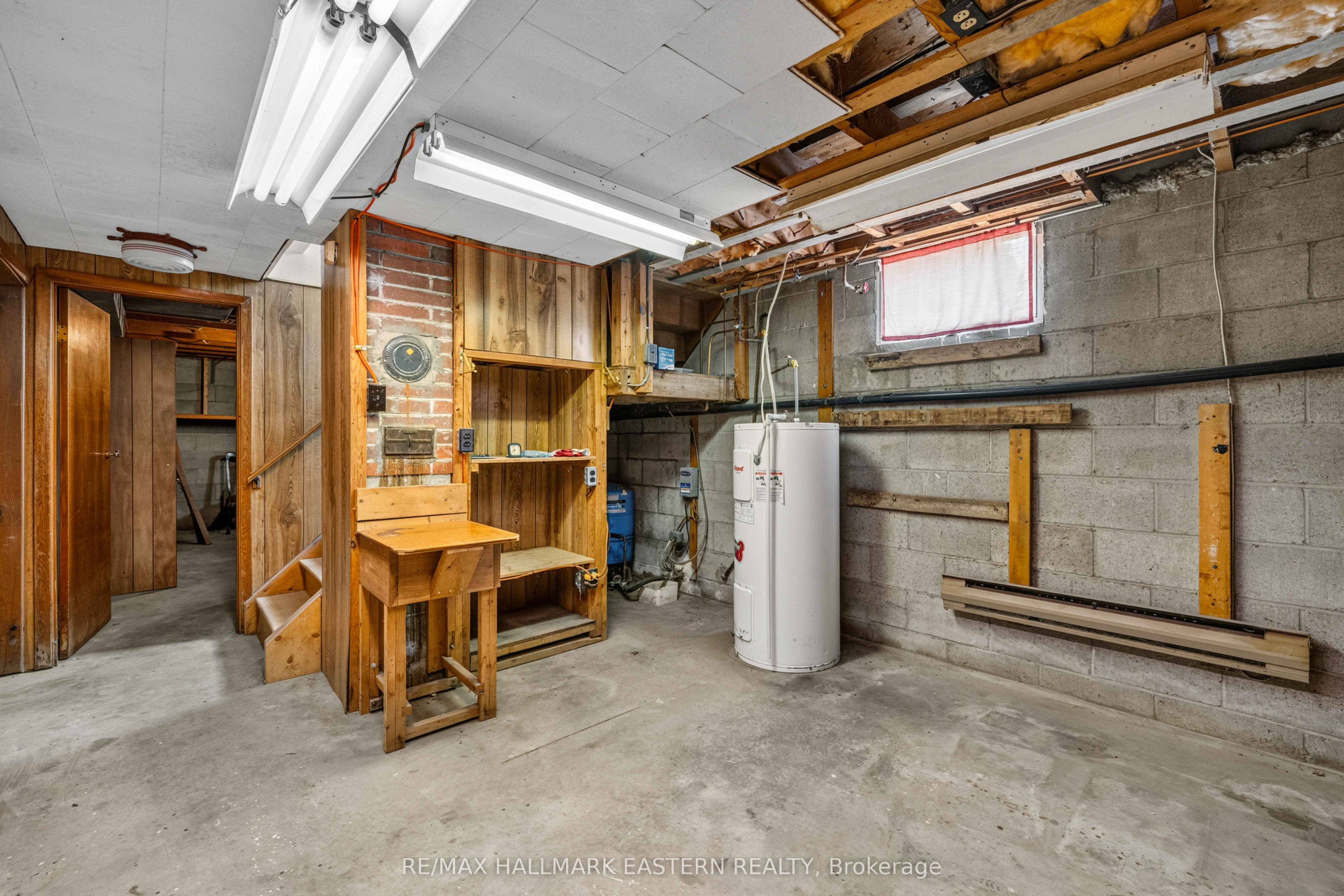 921 Robinson Road Property Photo 23