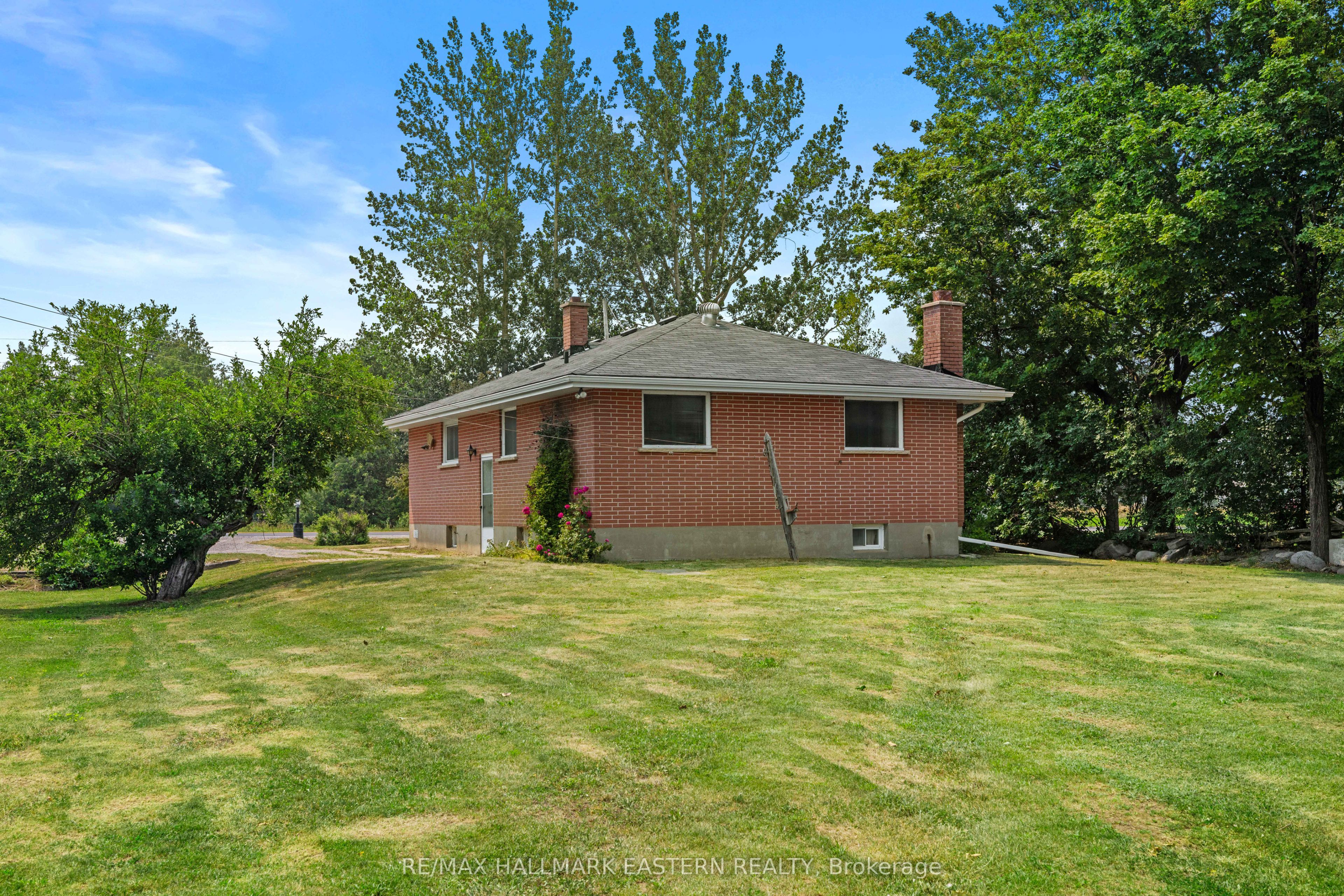 921 Robinson Road Property Photo 26
