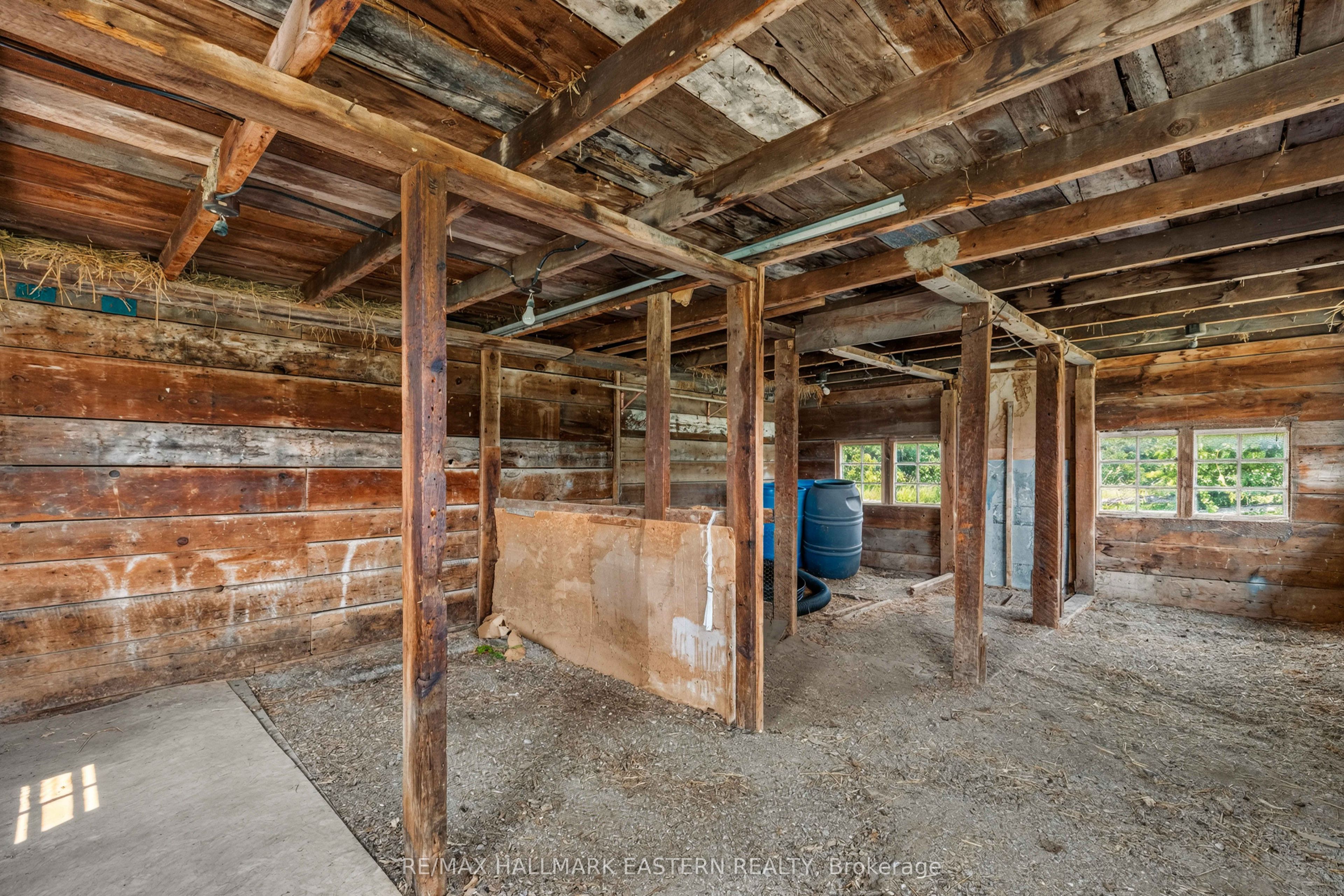 921 Robinson Road Property Photo 32