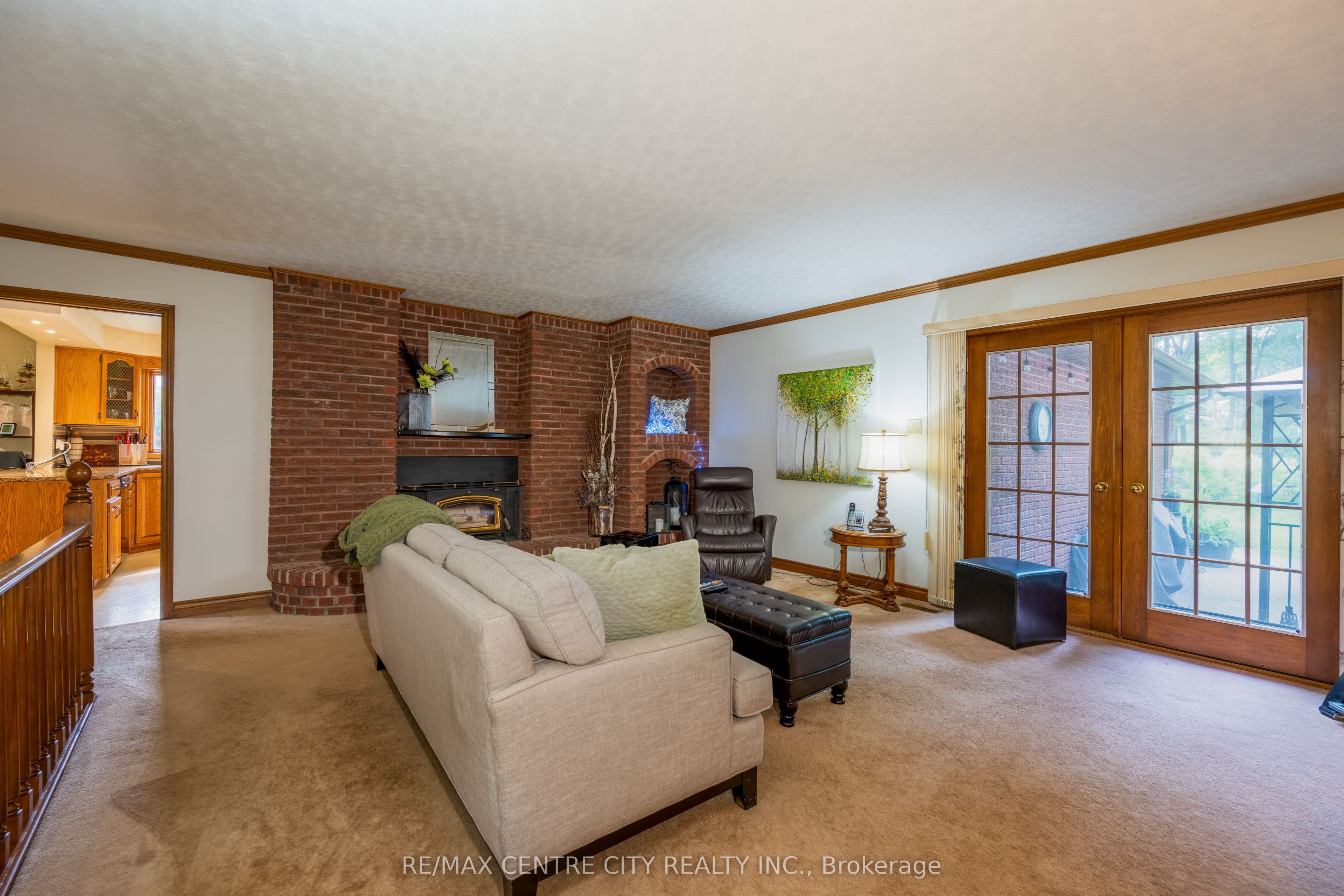42067 Ferguson Line Property Photo 11