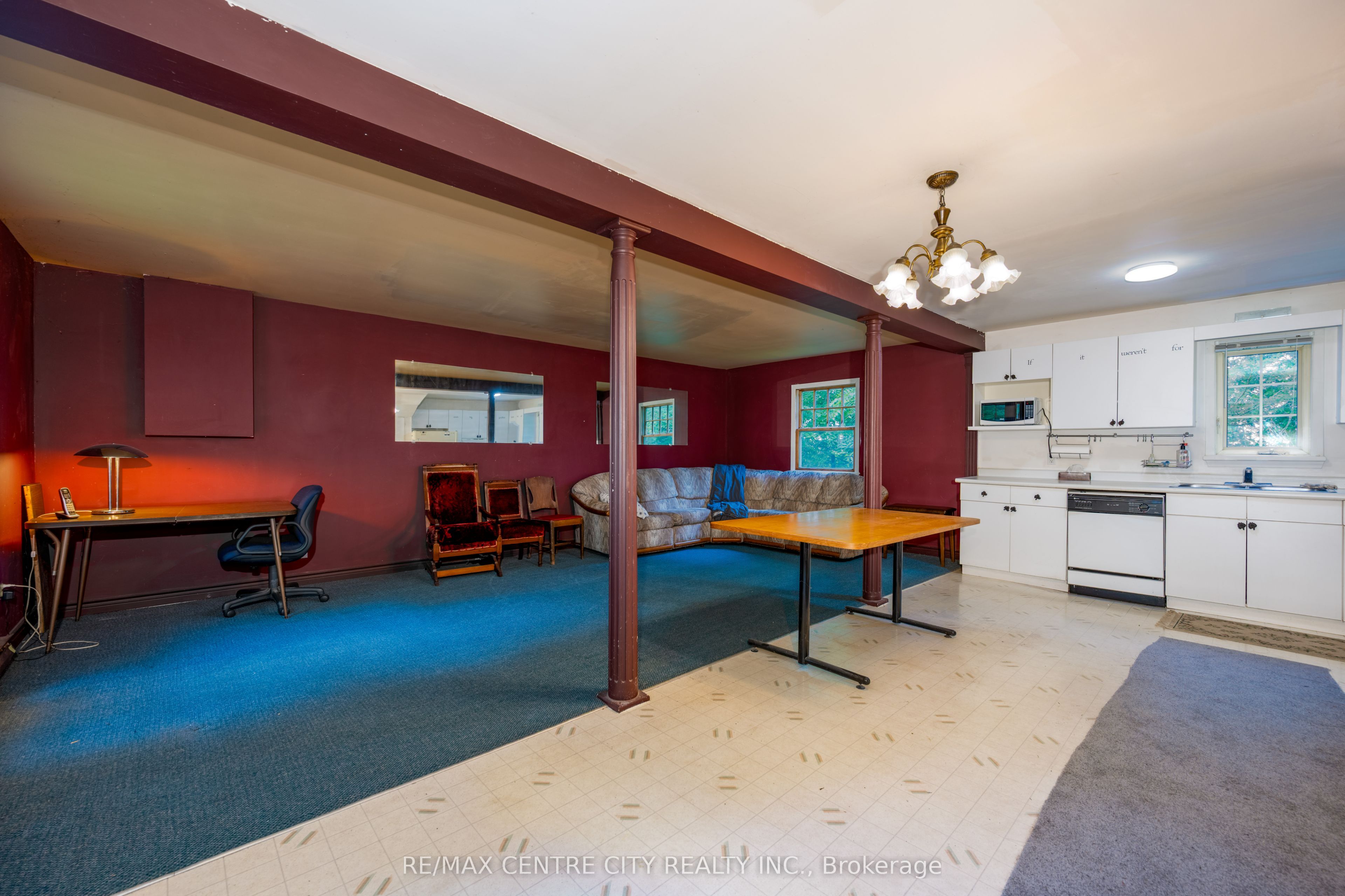 42067 Ferguson Line Property Photo 22