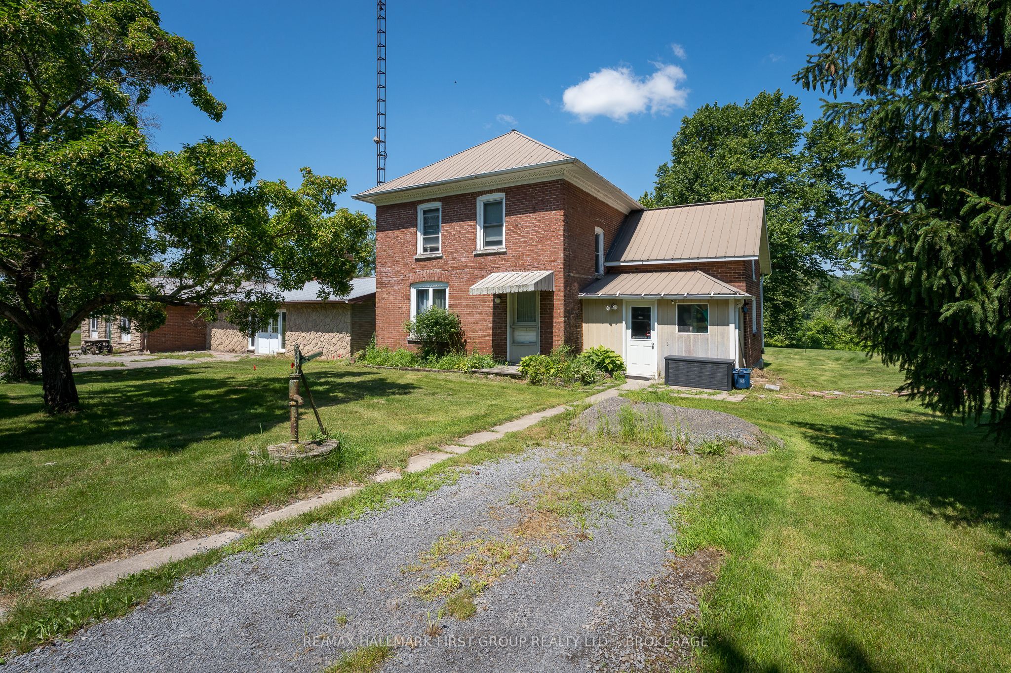 269 River Road Property Photo 4