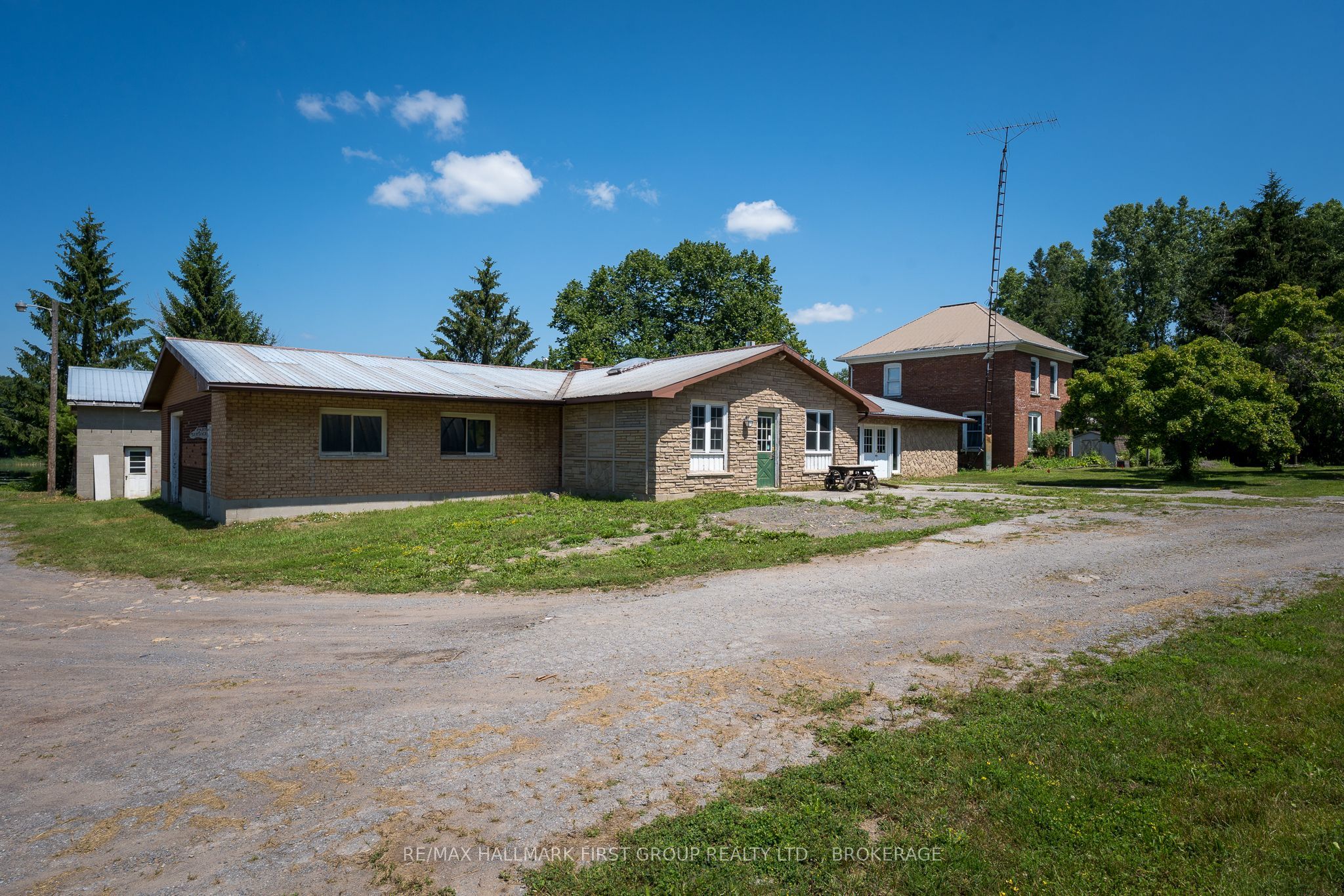269 River Road Property Photo 10
