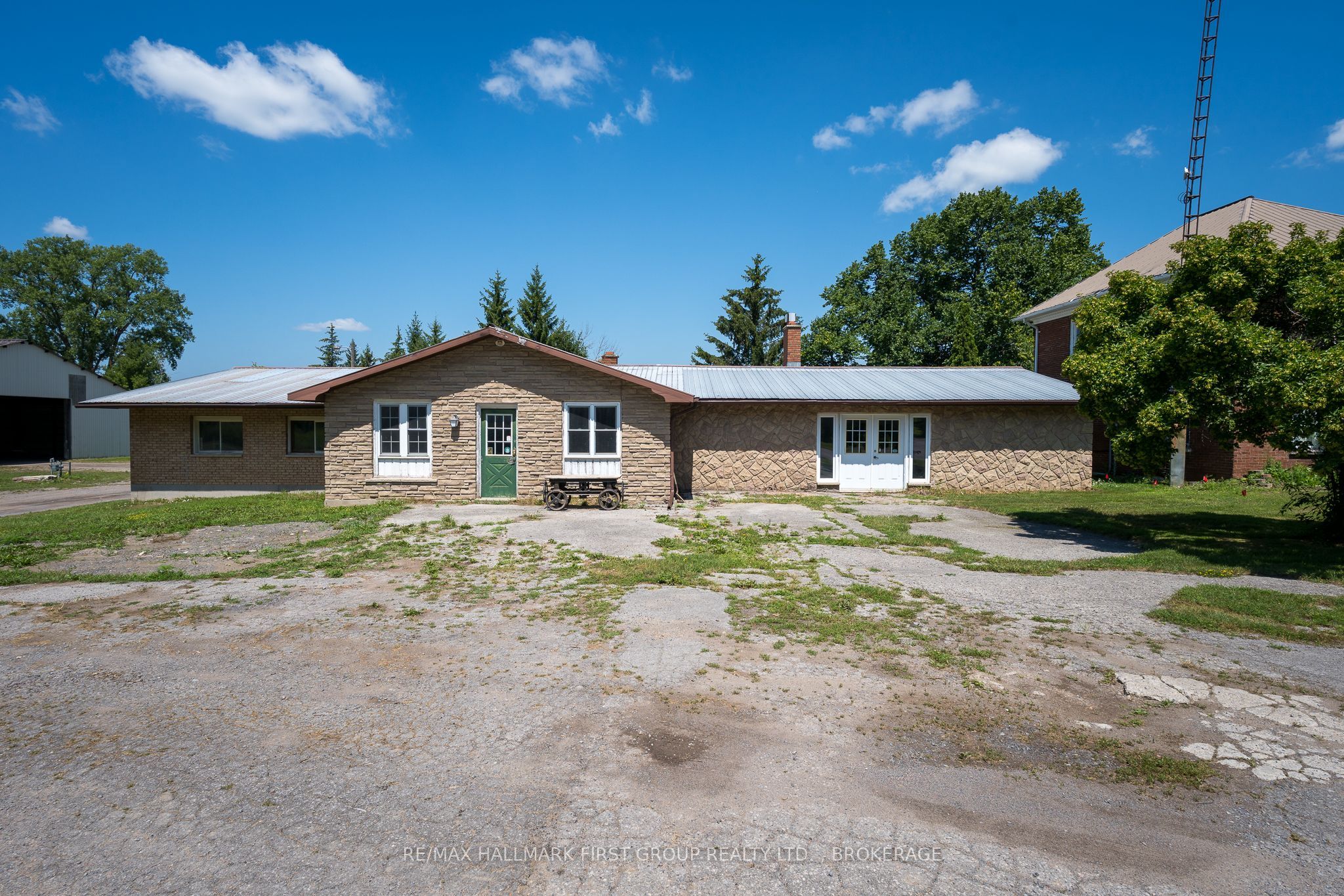 269 River Road Property Photo 11