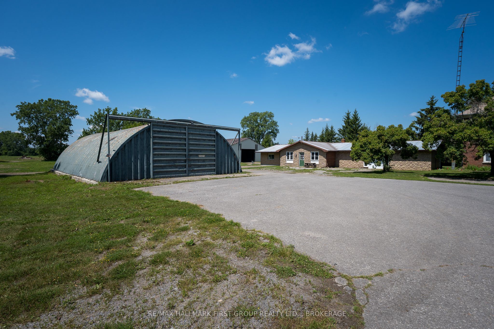 269 River Road Property Photo 15