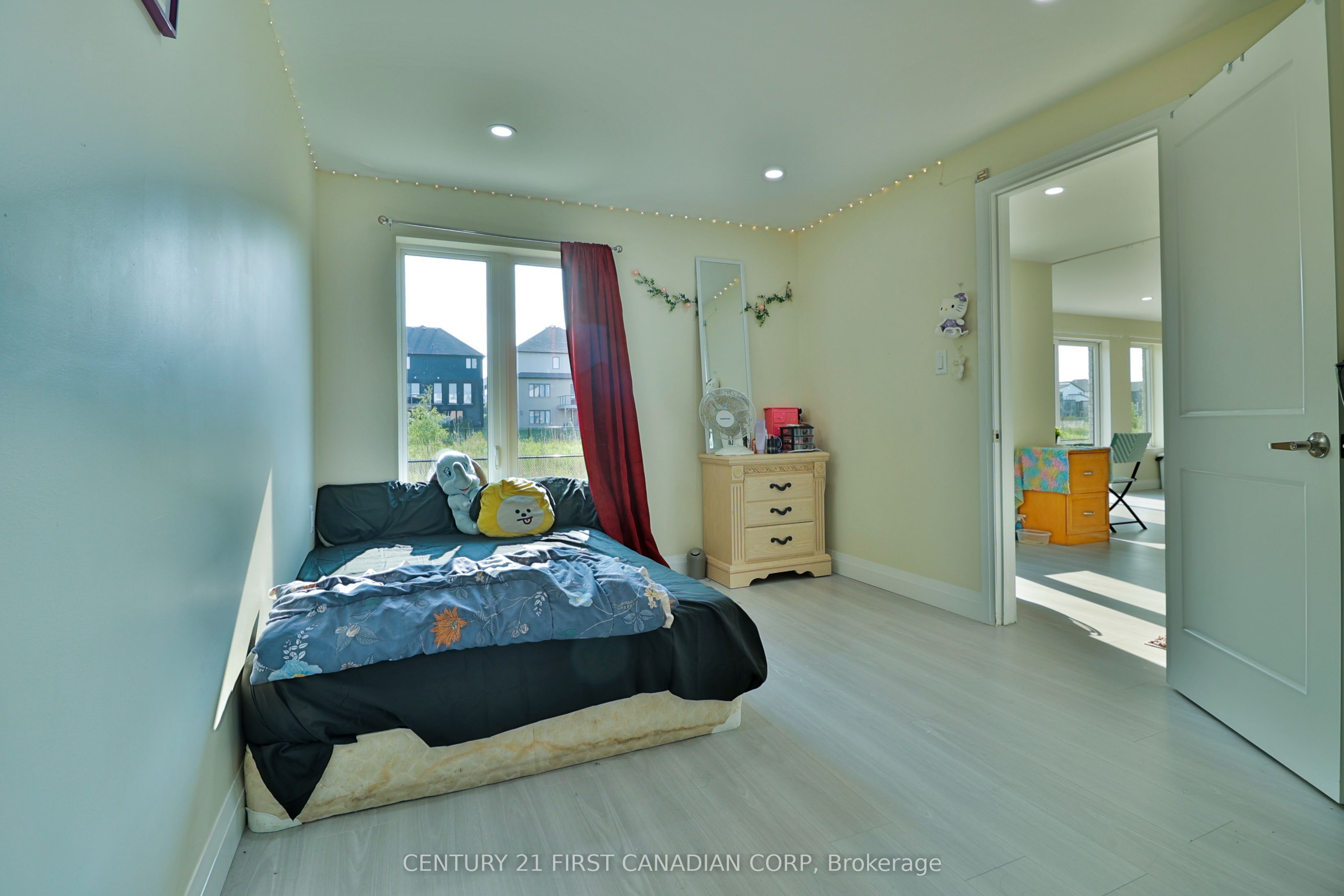 1266 Silverfox Drive Property Photo 8
