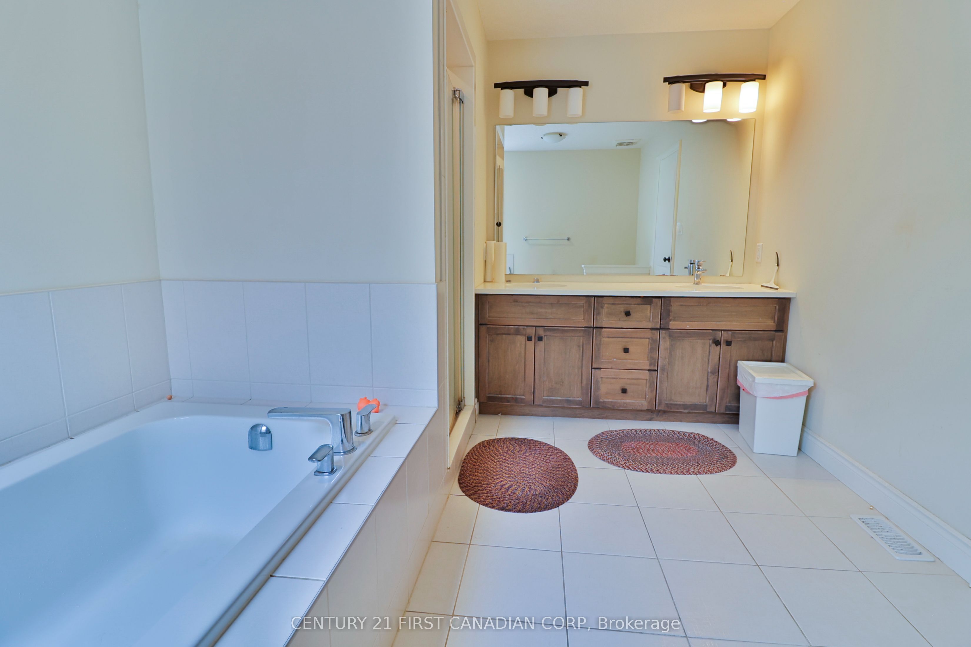 1266 Silverfox Drive Property Photo 9