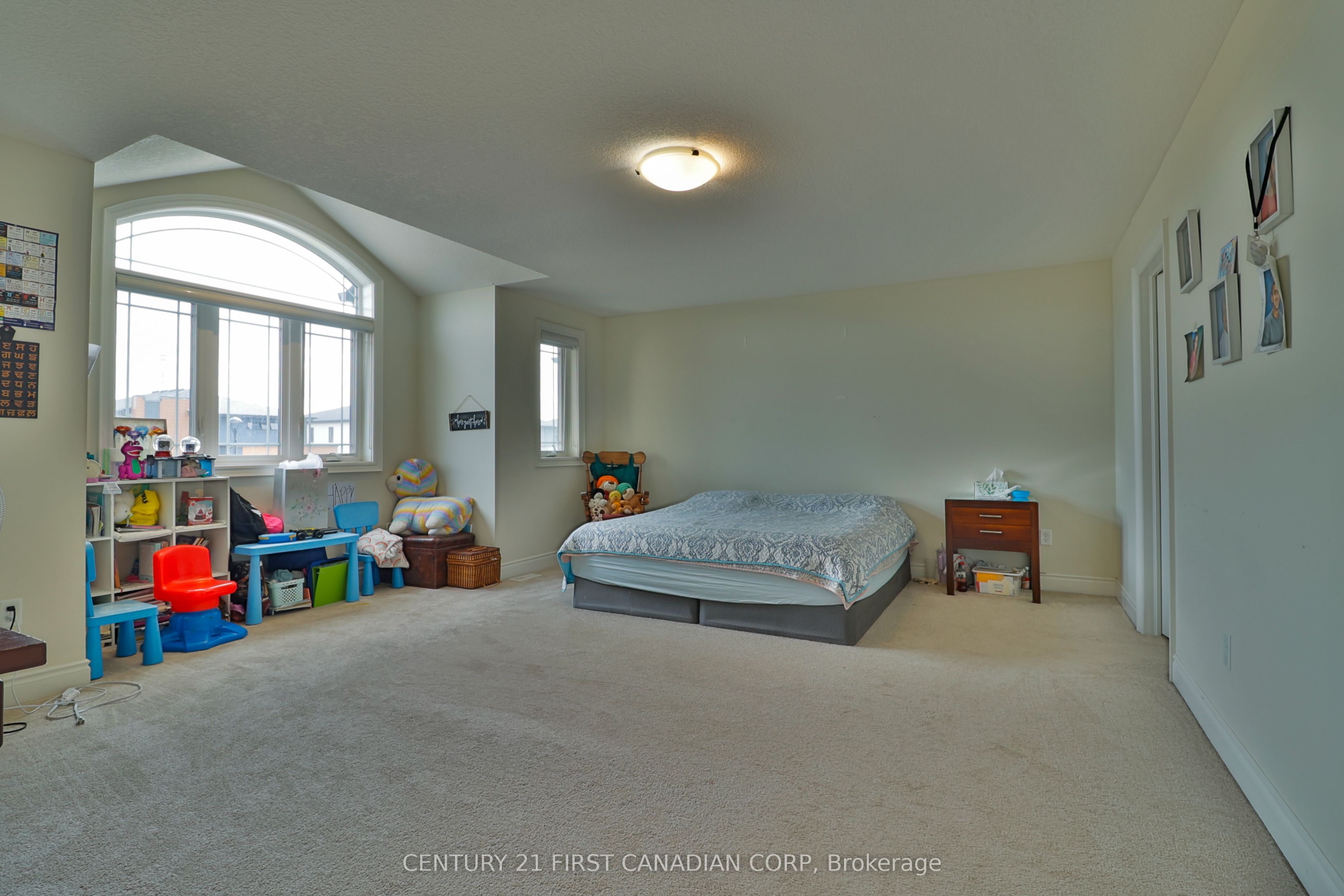 1266 Silverfox Drive Property Photo 13