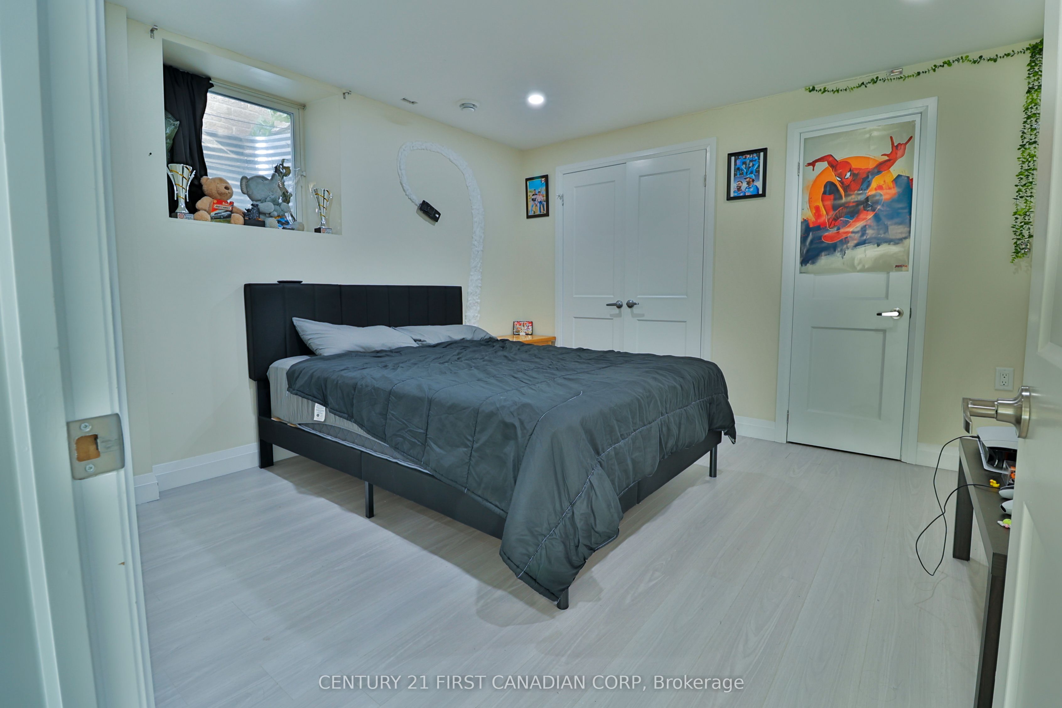 1266 Silverfox Drive Property Photo 24