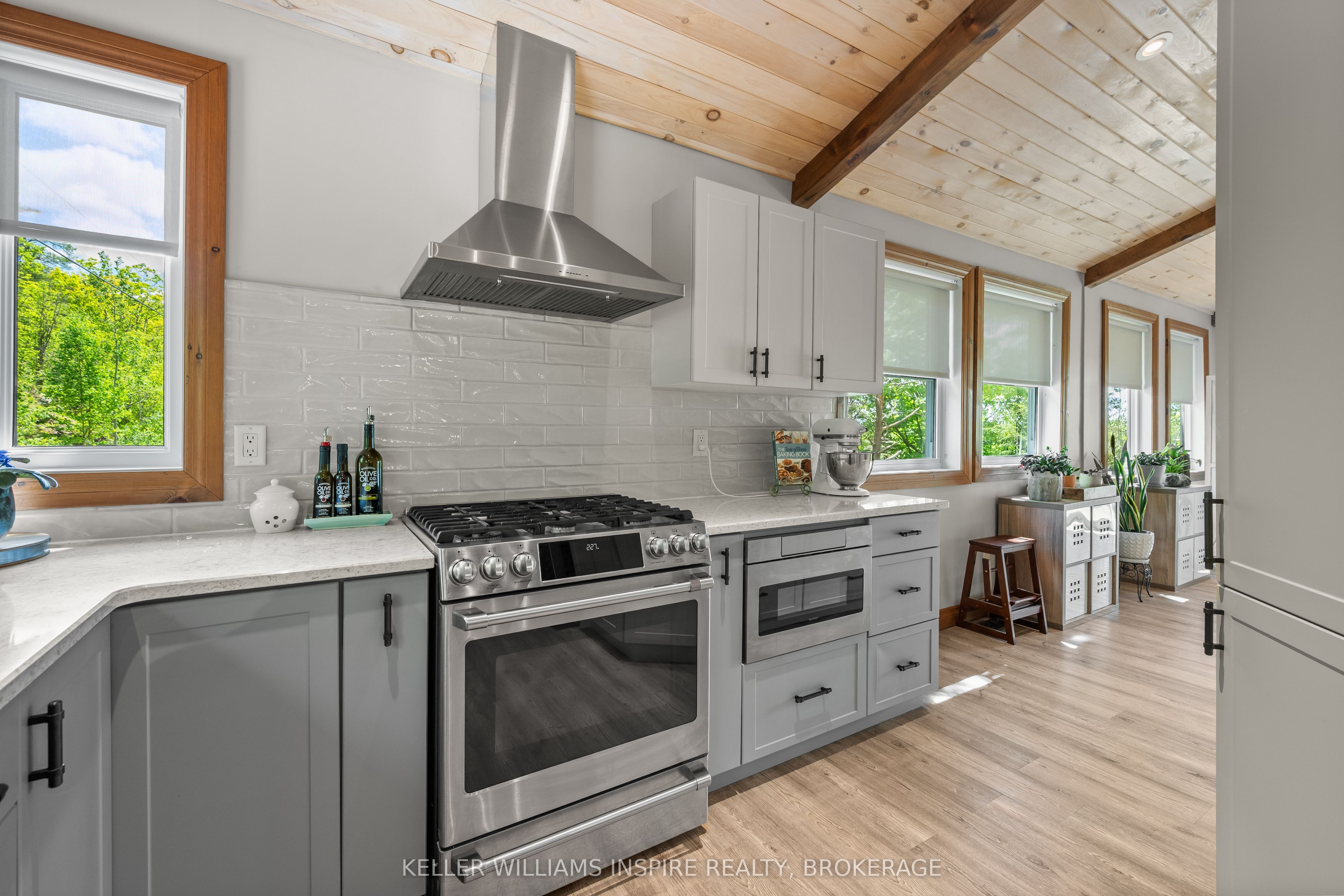 1023 Pepper Lane Property Photo 14