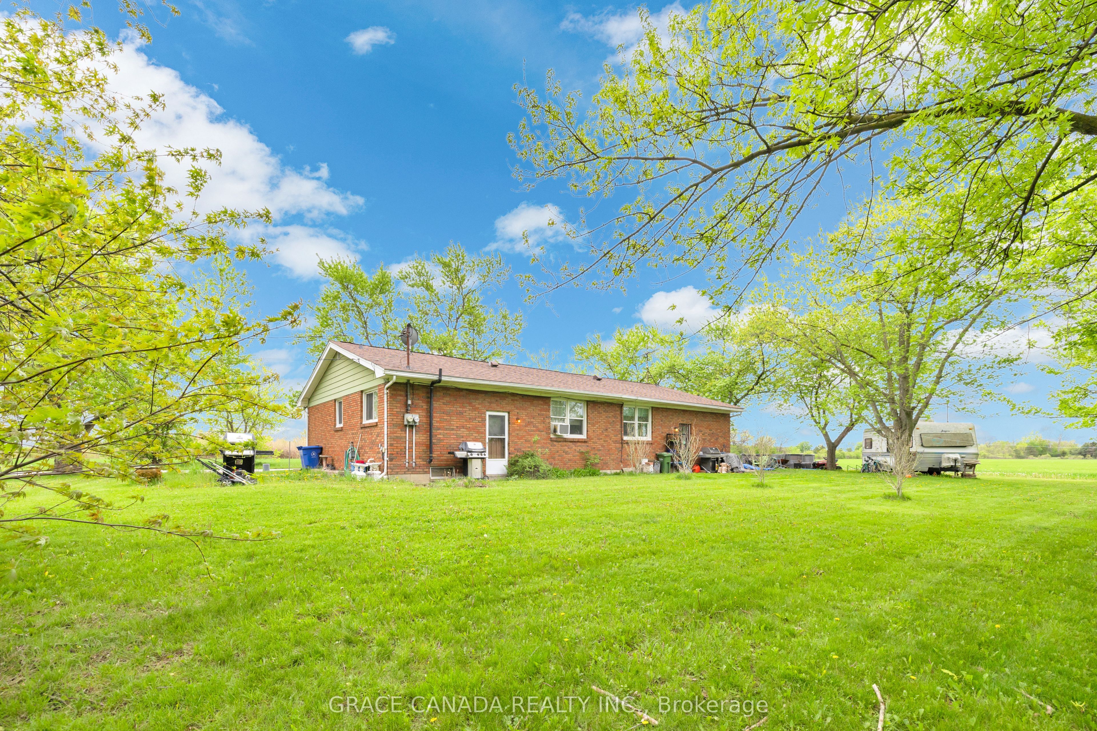 4650 - 4666 Caboto Drive Property Photo 34