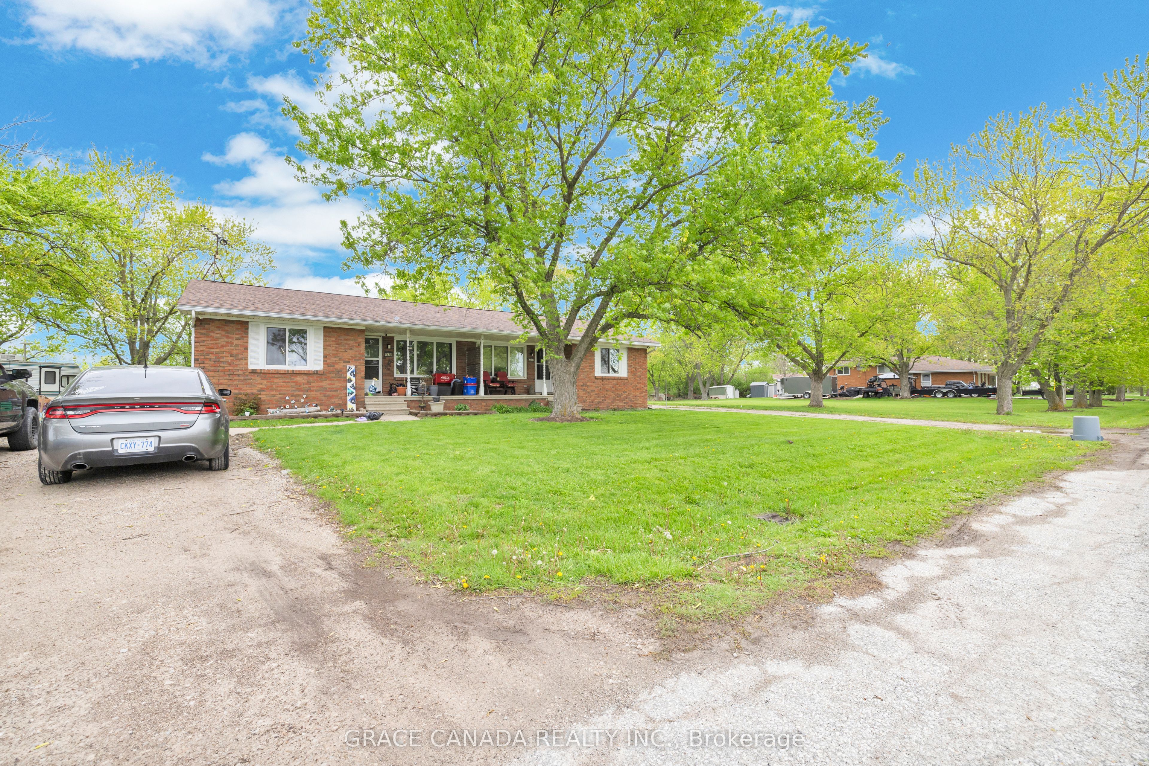 4650 - 4666 Caboto Drive Property Photo 38