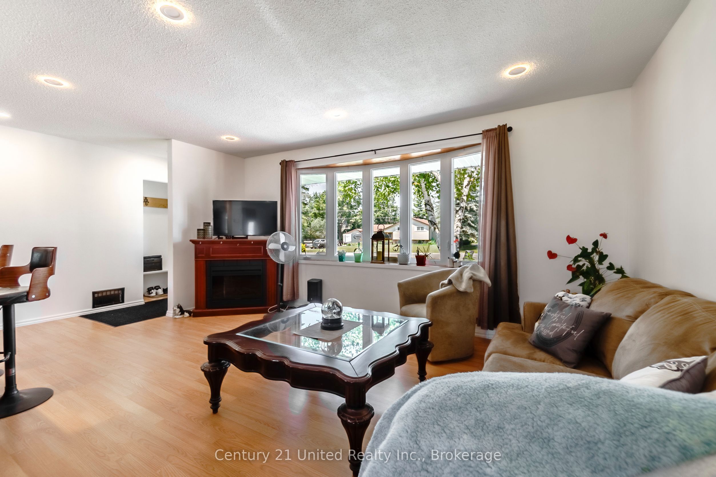 16 Janet Drive Property Photo 14
