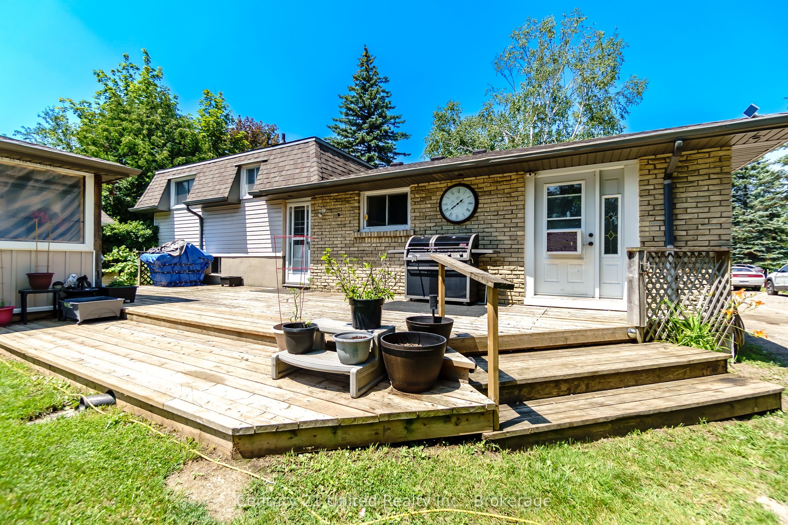 16 Janet Drive Property Photo 34