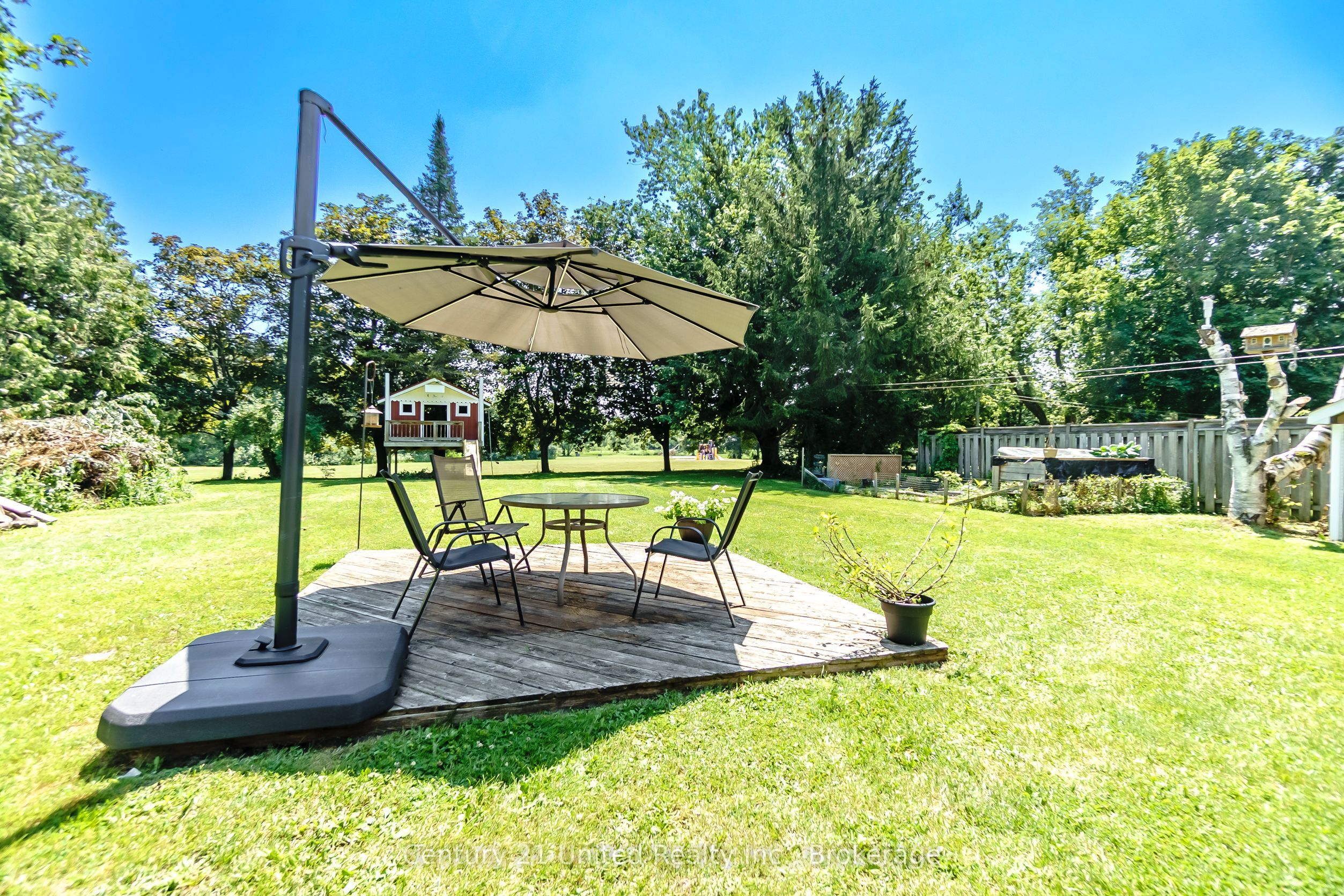 16 Janet Drive Property Photo 35