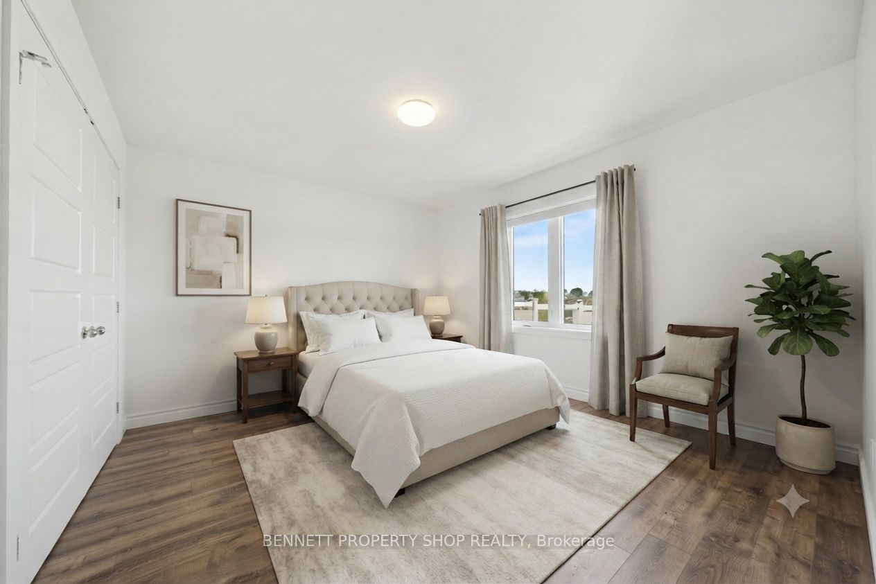 8 Rotterdam Way Property Photo 10