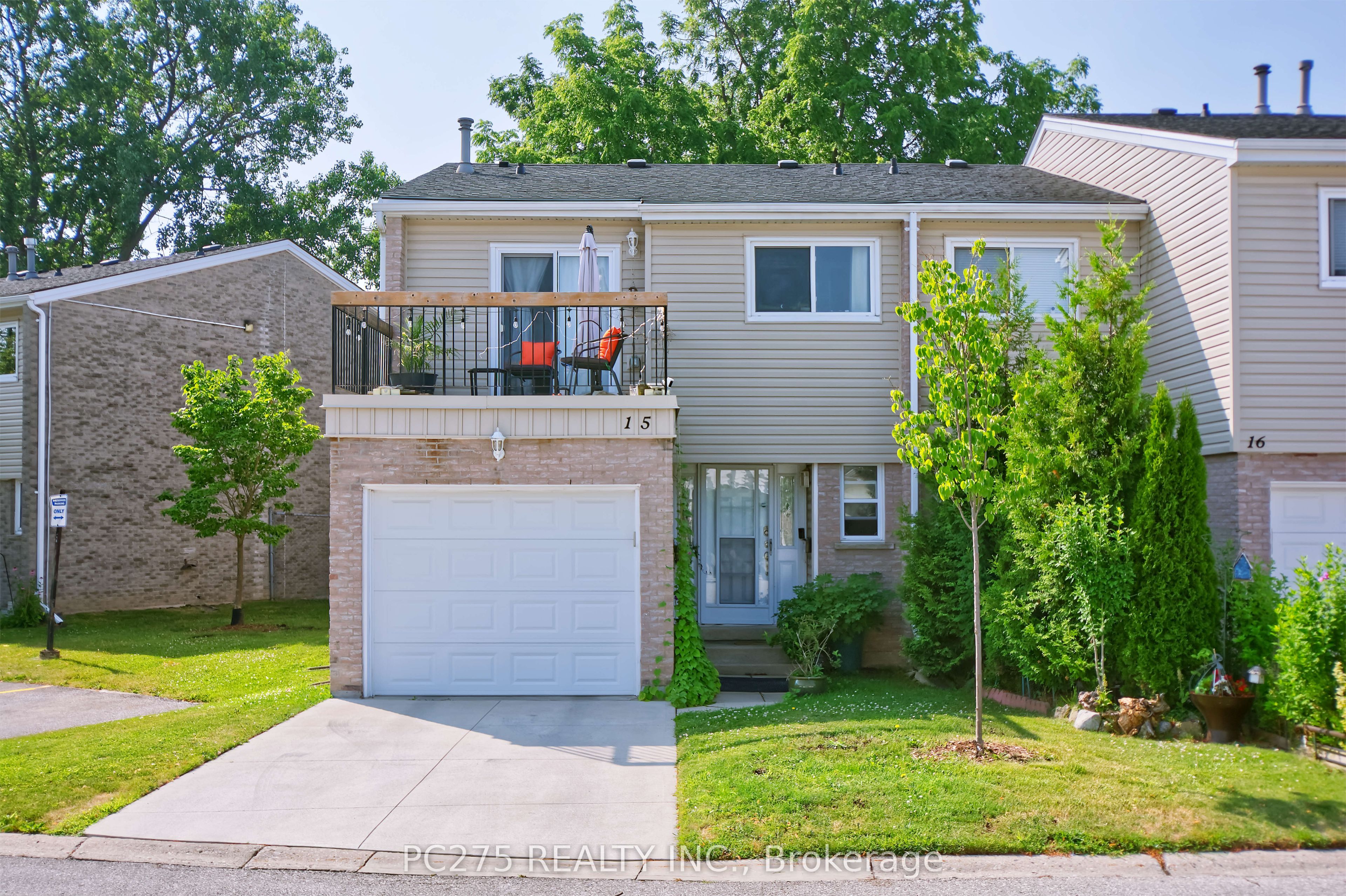 669 Osgoode Drive 15 Property Photo 2