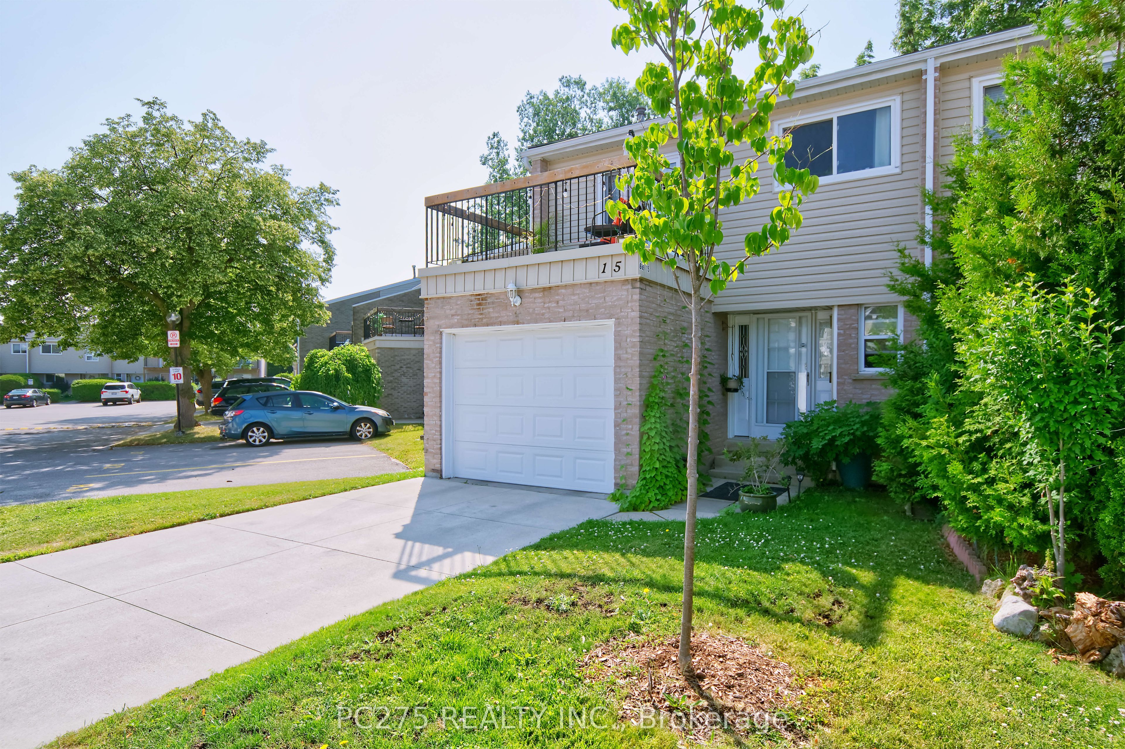 669 Osgoode Drive 15 Property Photo 3