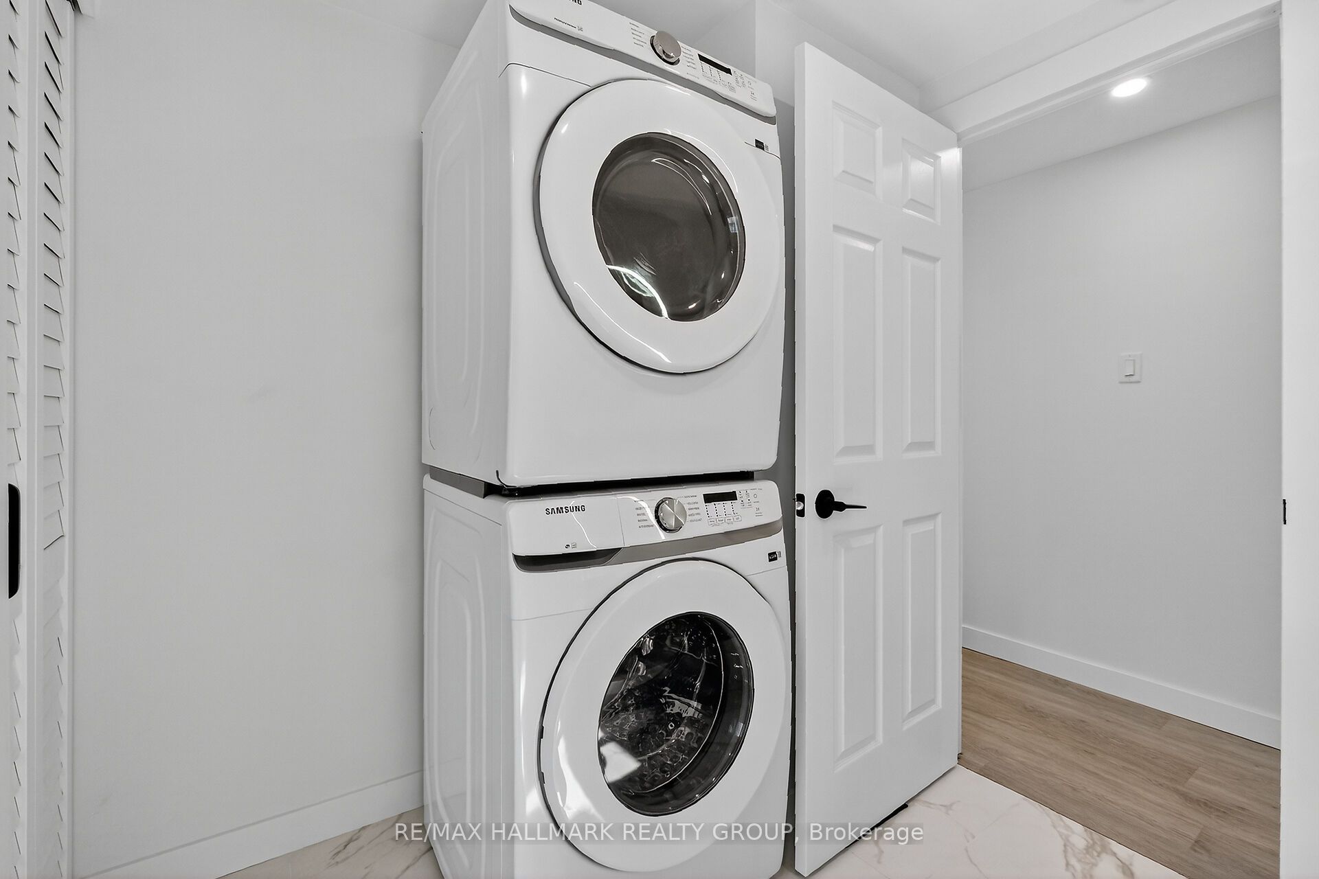 3535 St. Joseph Boulevard 68 Property Photo 17