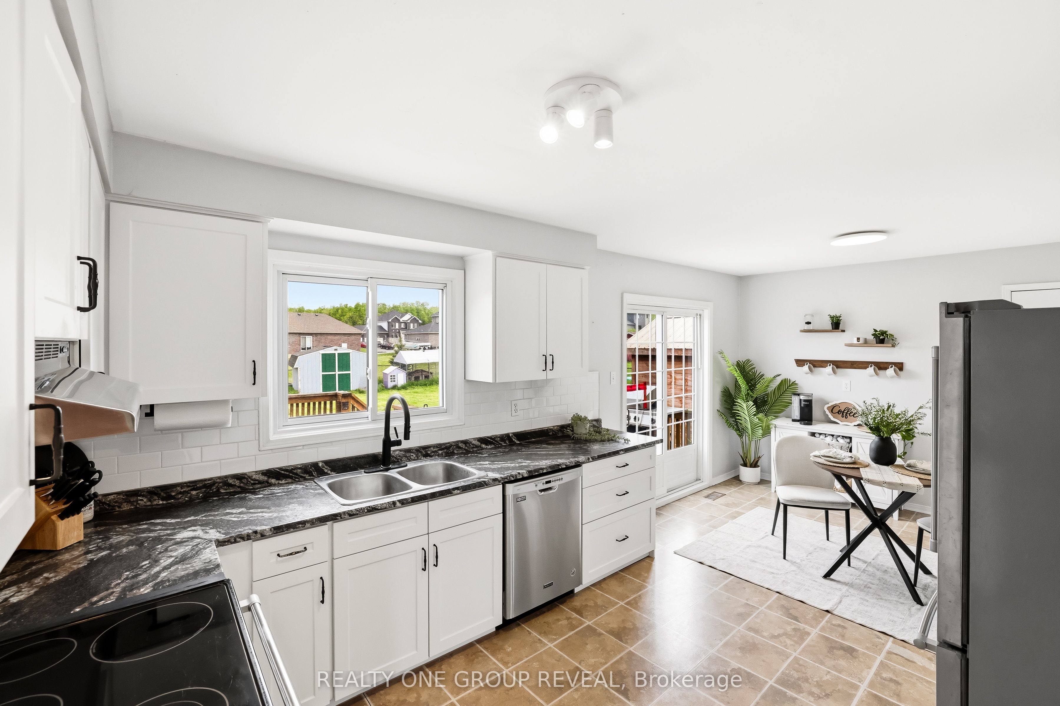 2 Mancini Dr Drive Property Photo 15