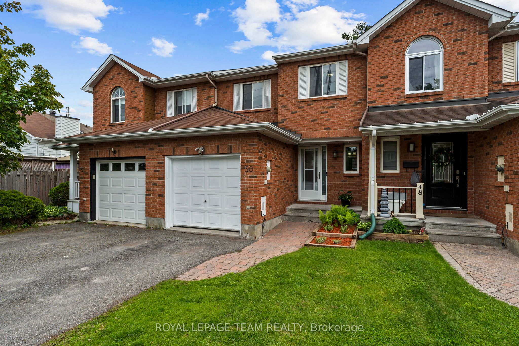 50 Springcreek Crescent Property Photo 2